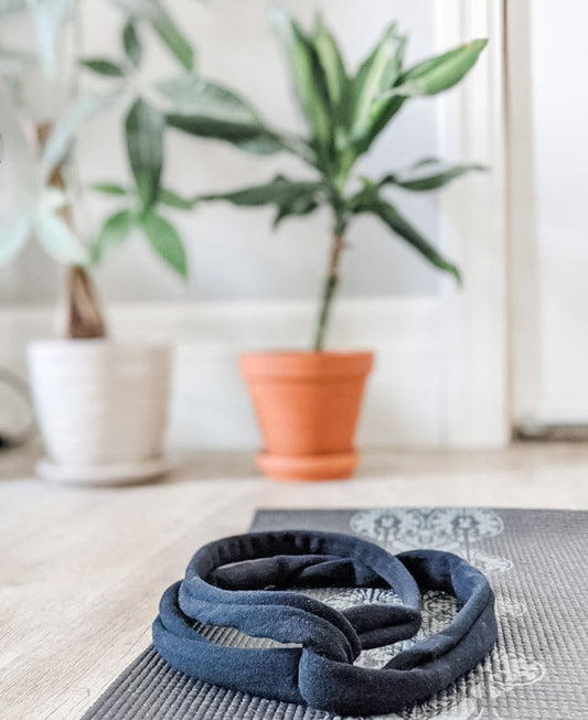 Easy DIY Upcycled Knot Headband Tutorial