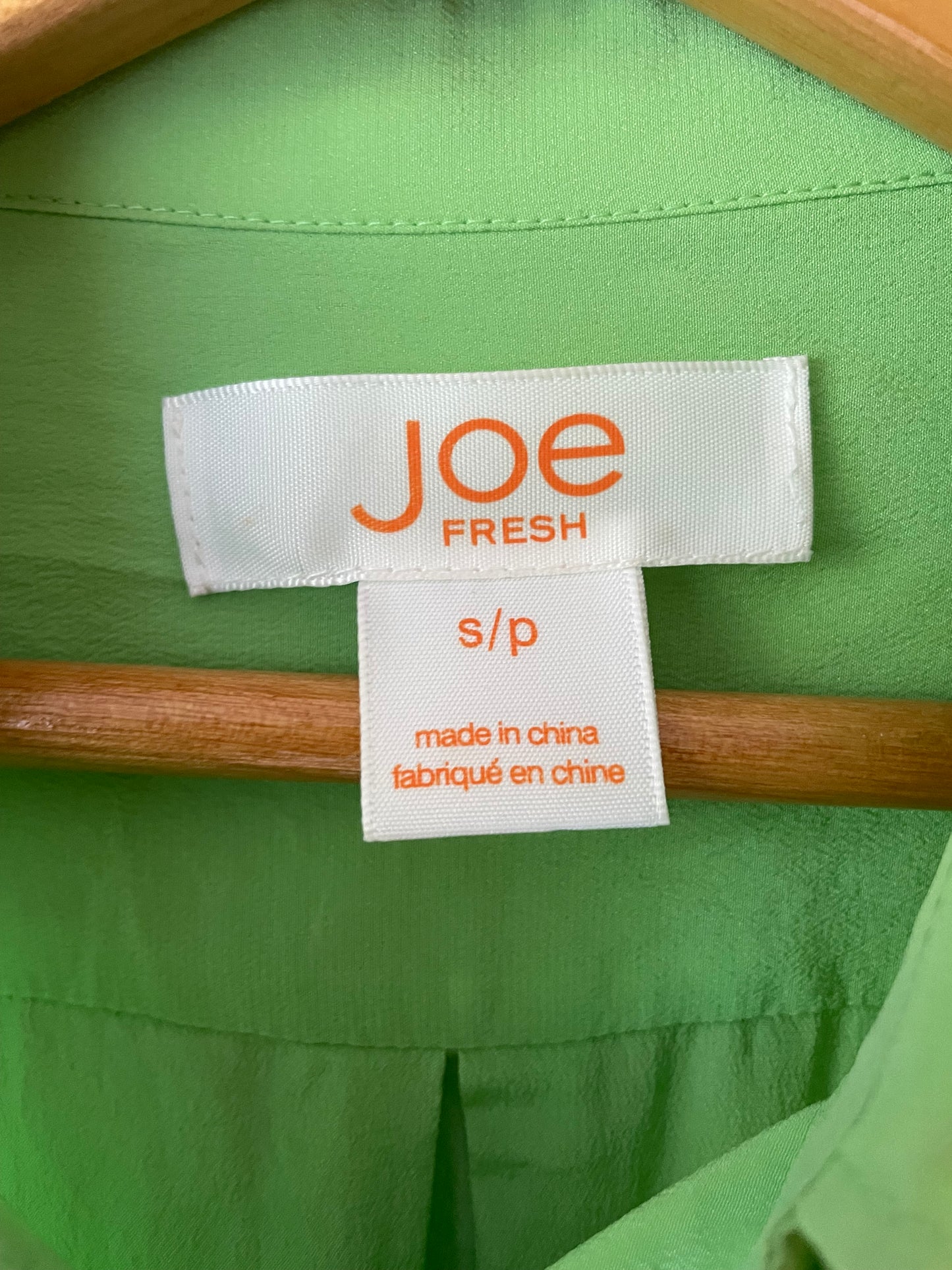 Joe Fresh Green 100% Silk Button-Up Blouse – Size Small