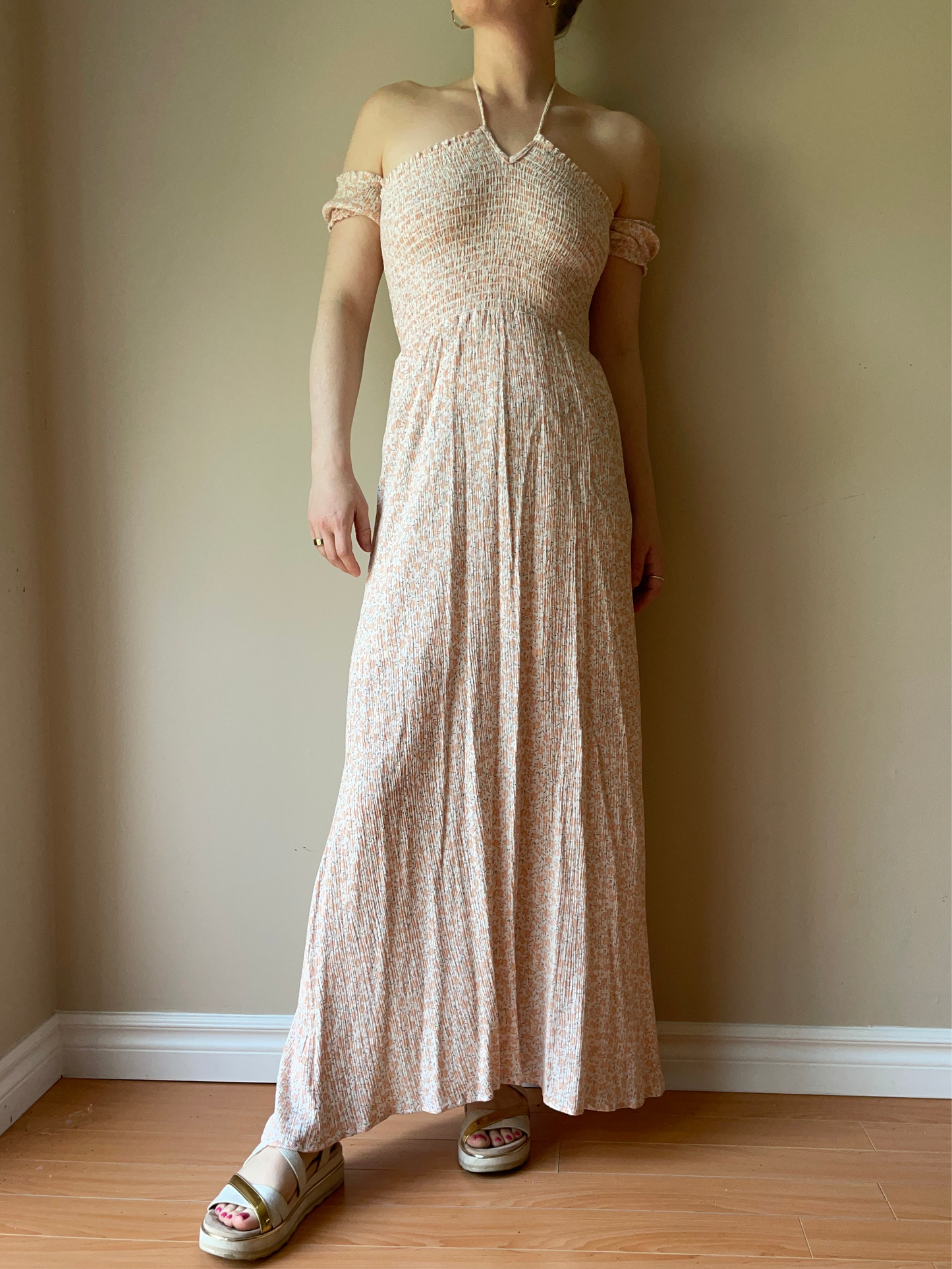 Sadie & Sage Pink Floral Smocked Open Back Maxi Dress – Size Medium