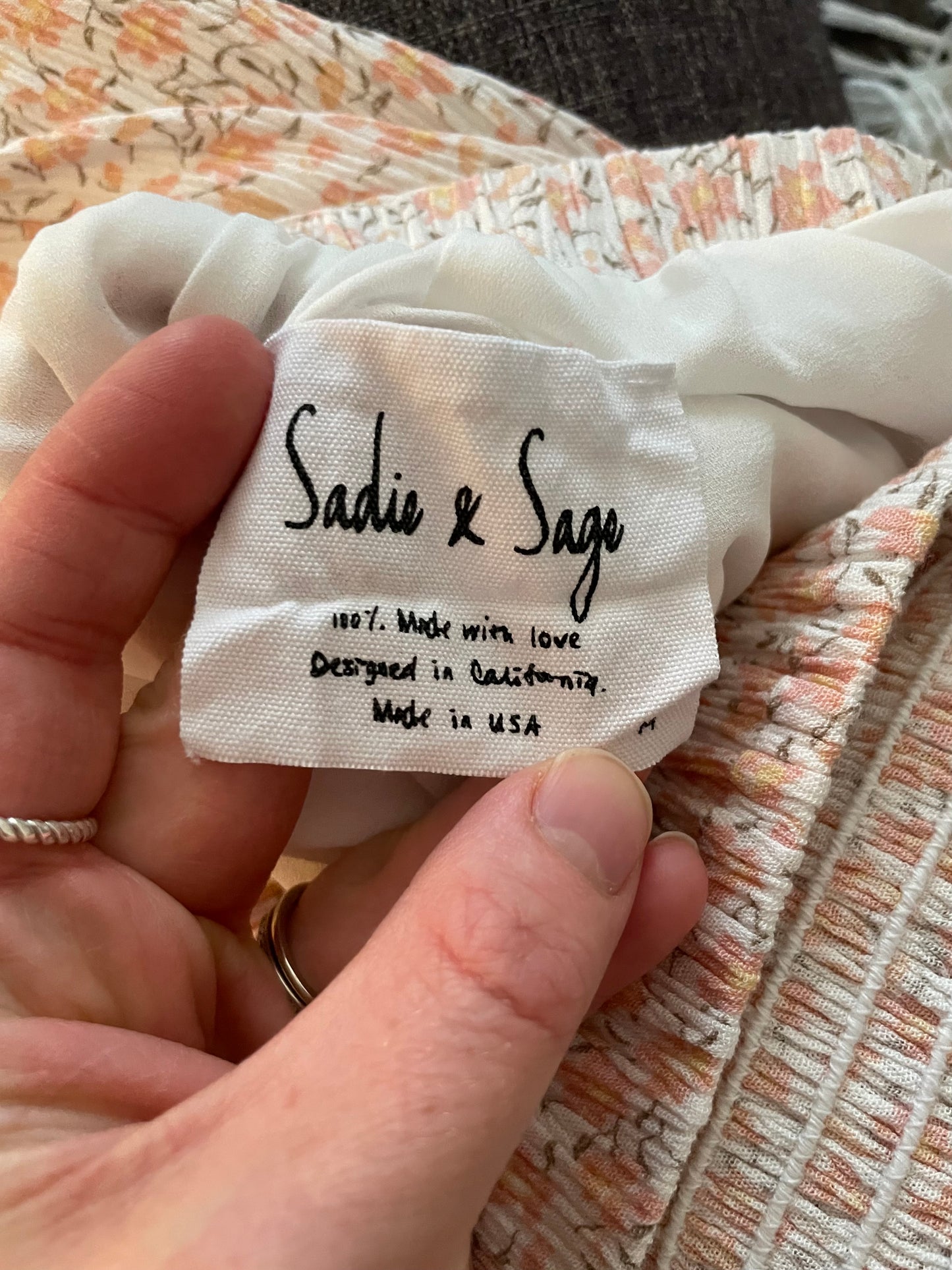 Sadie & Sage Pink Floral Smocked Open Back Maxi Dress – Size Medium
