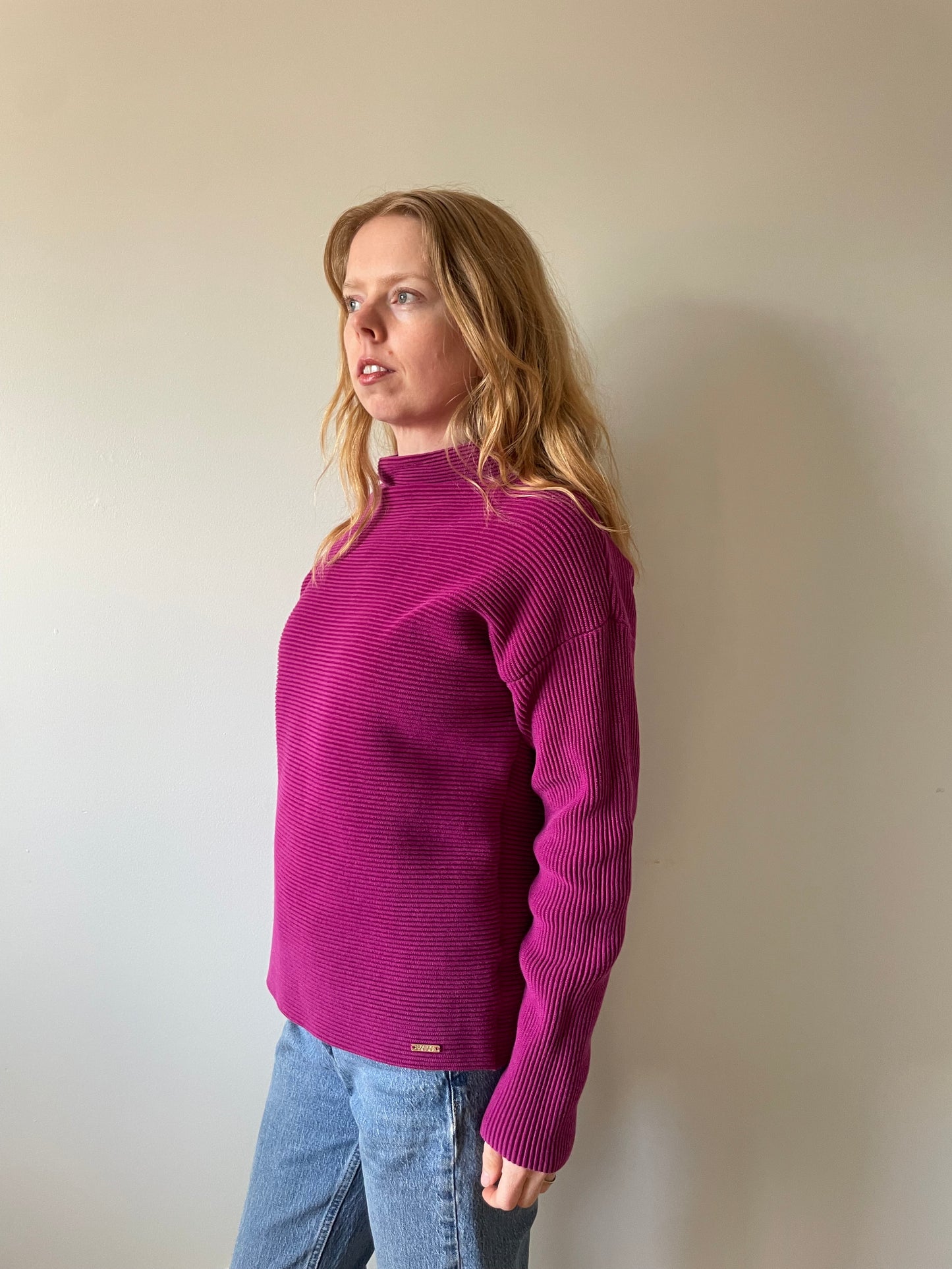 Ivanka Trump Magenta Ribbed Mock Neck Sweater – Medium