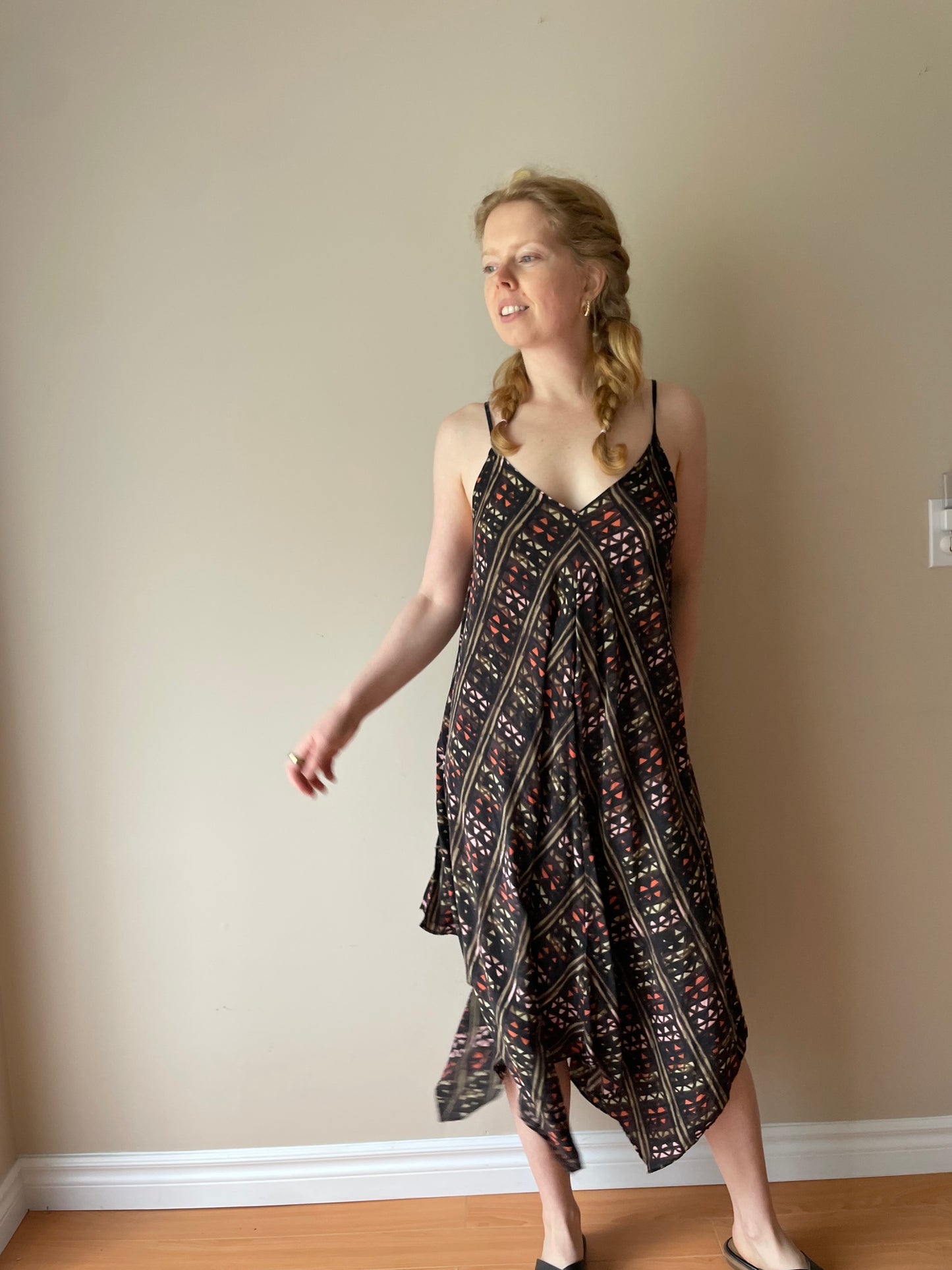 Anthropologie Black Multi Abstract 100% Silk Handkerchief Hem Dress – Size Medium