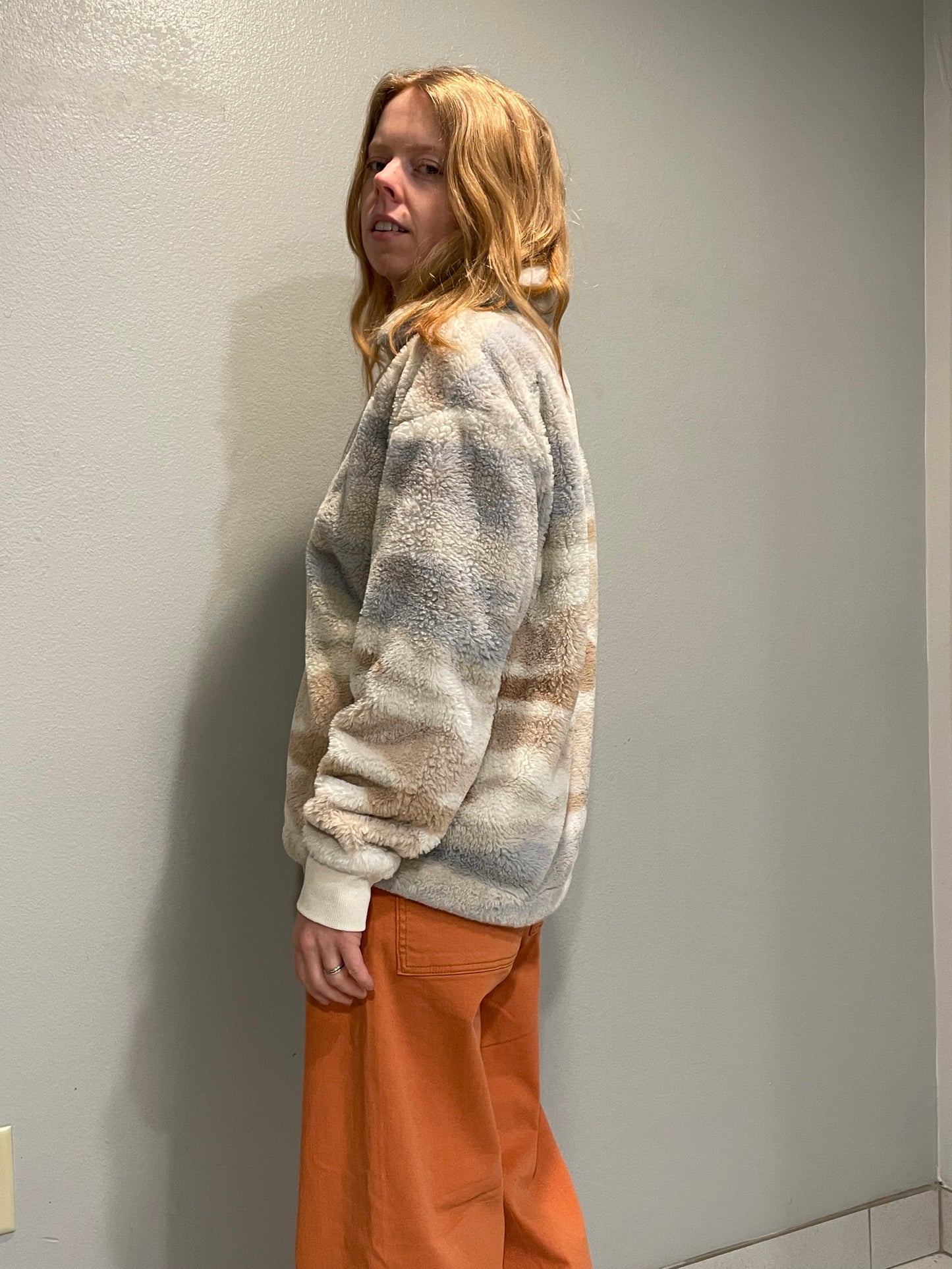 Mountain and Isles Cream & Taupe Faux Fur Half-Zip Pullover – L/XL