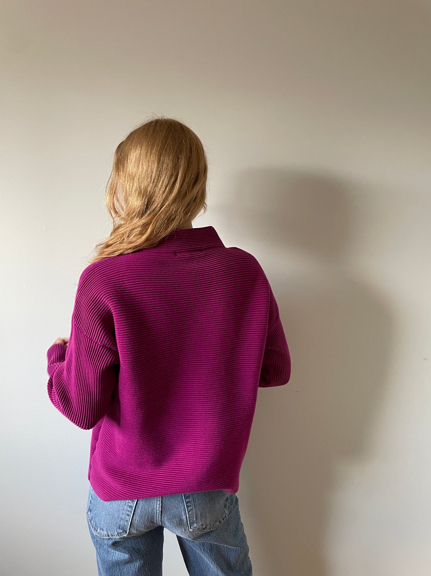 Ivanka Trump Magenta Ribbed Mock Neck Sweater – Medium