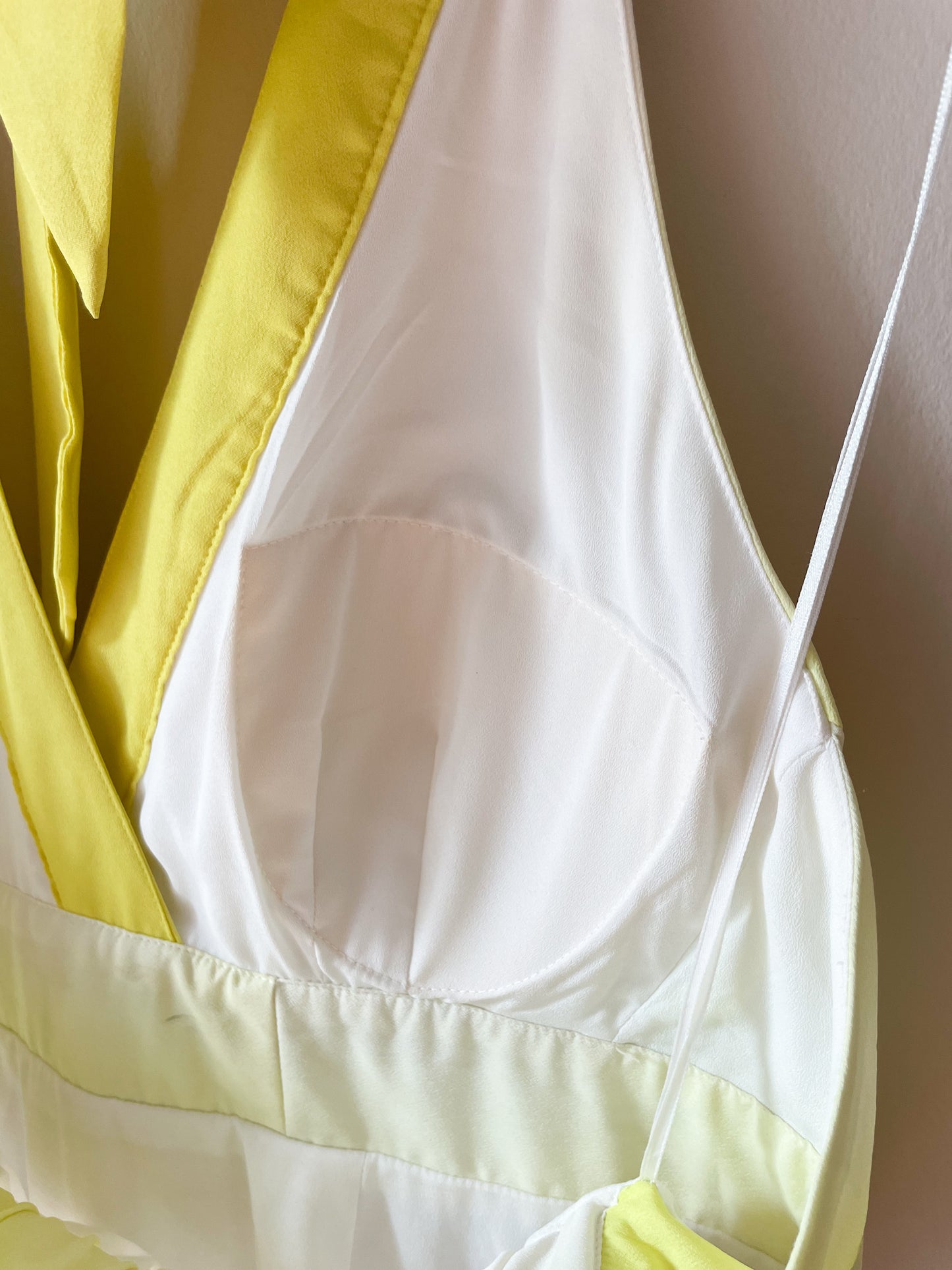 Jessica Simpson Yellow Brown Forest Backless Halter Maxi Dress - Size 8