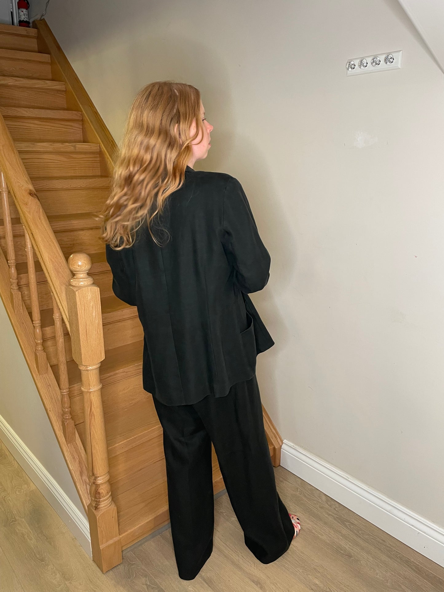 David Findlay 100% Linen Black Wide-Leg Pant Suit – Made in Canada – Size 12