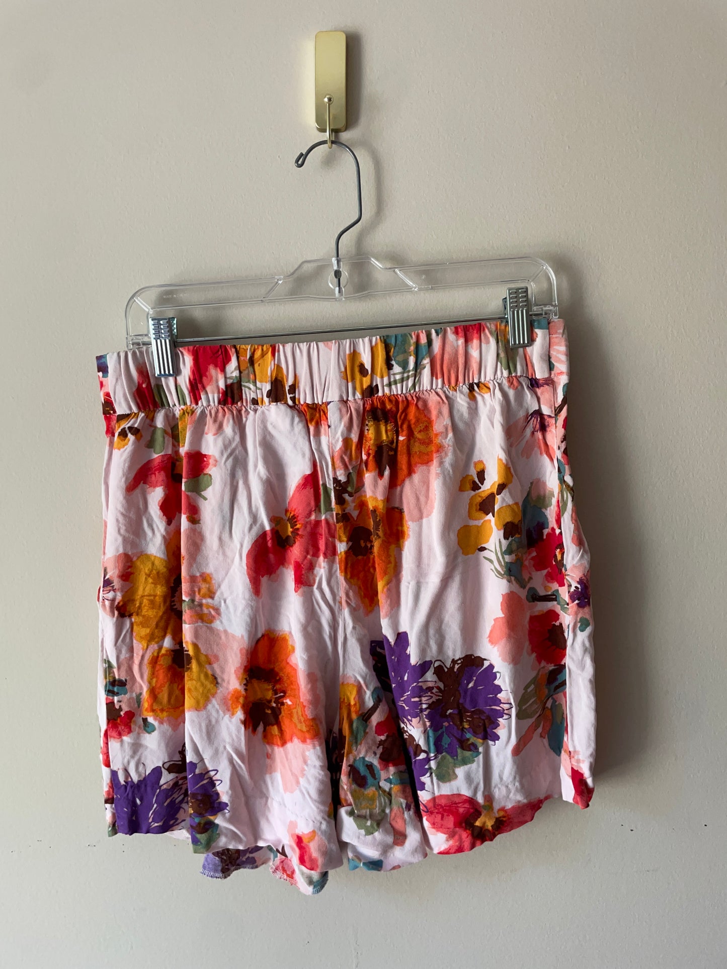 H&M Watercolour Floral Viscose Shorts - Size 10