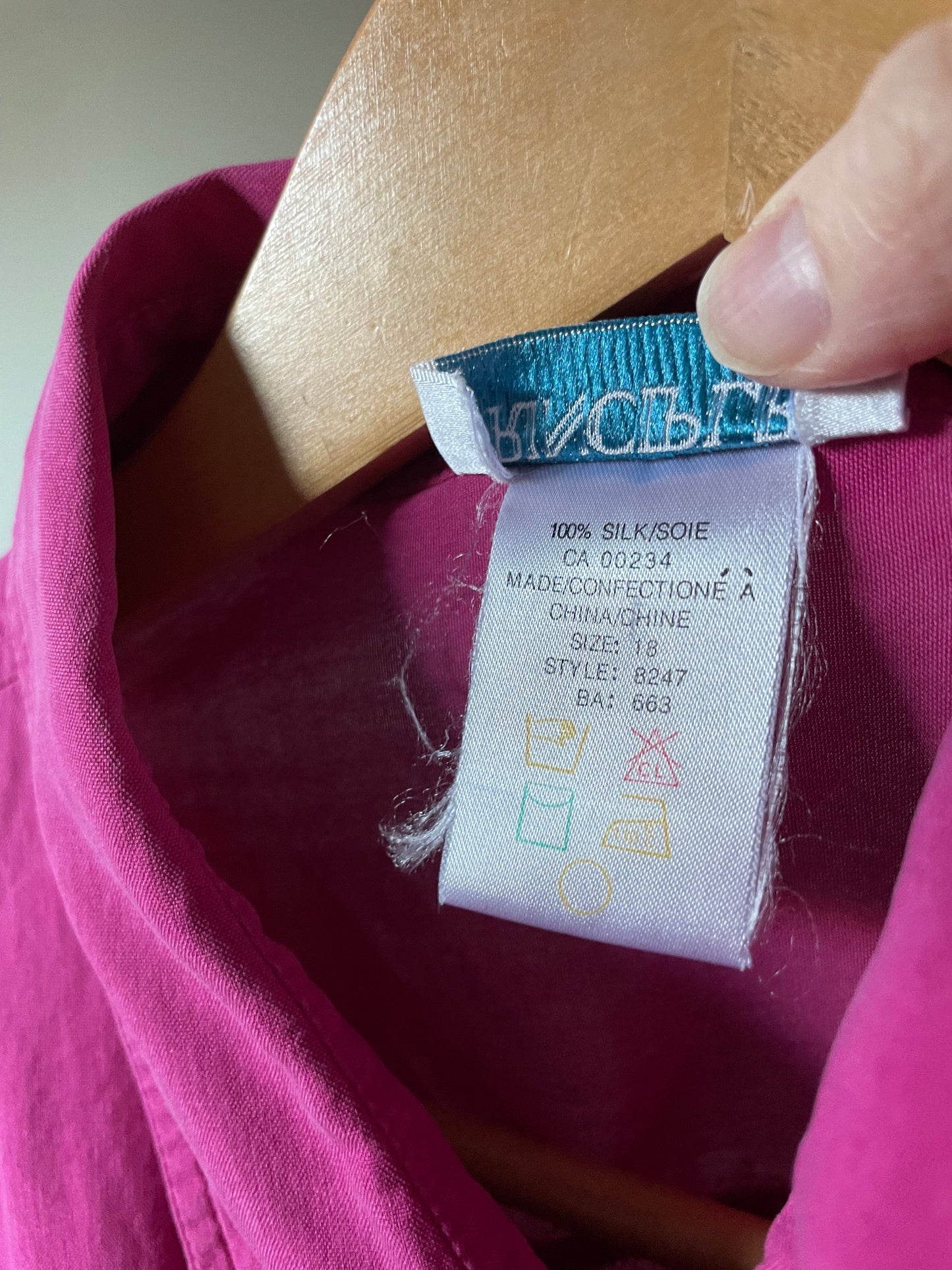 Vintage Principles Bright Fuchsia 100% Silk Button-Up Shirt – Medium