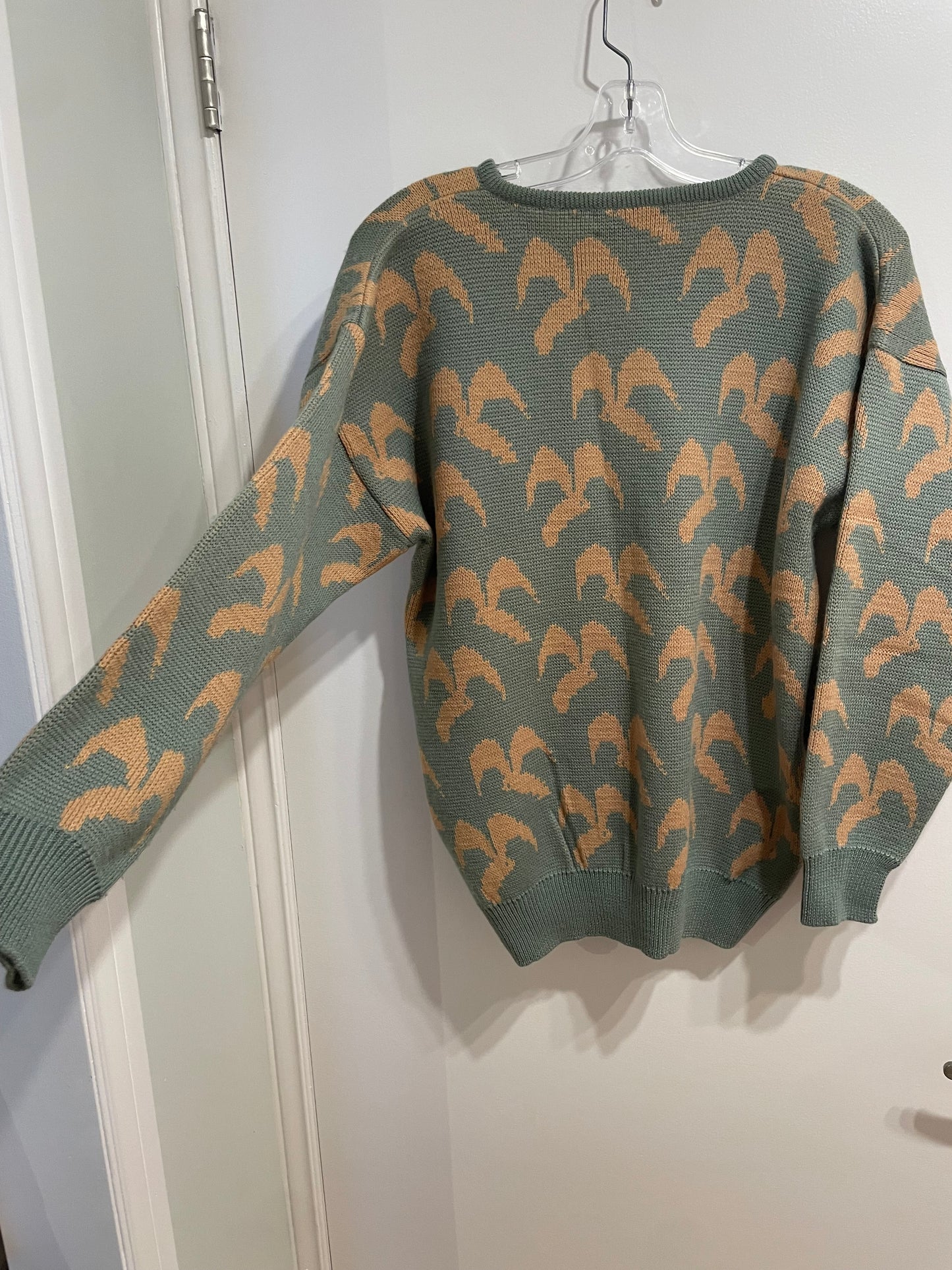 Dopio Collection Sage Green & Camel Wool Blend Vintage Knit Sweater – XL - Le Prix Fashion & Consulting