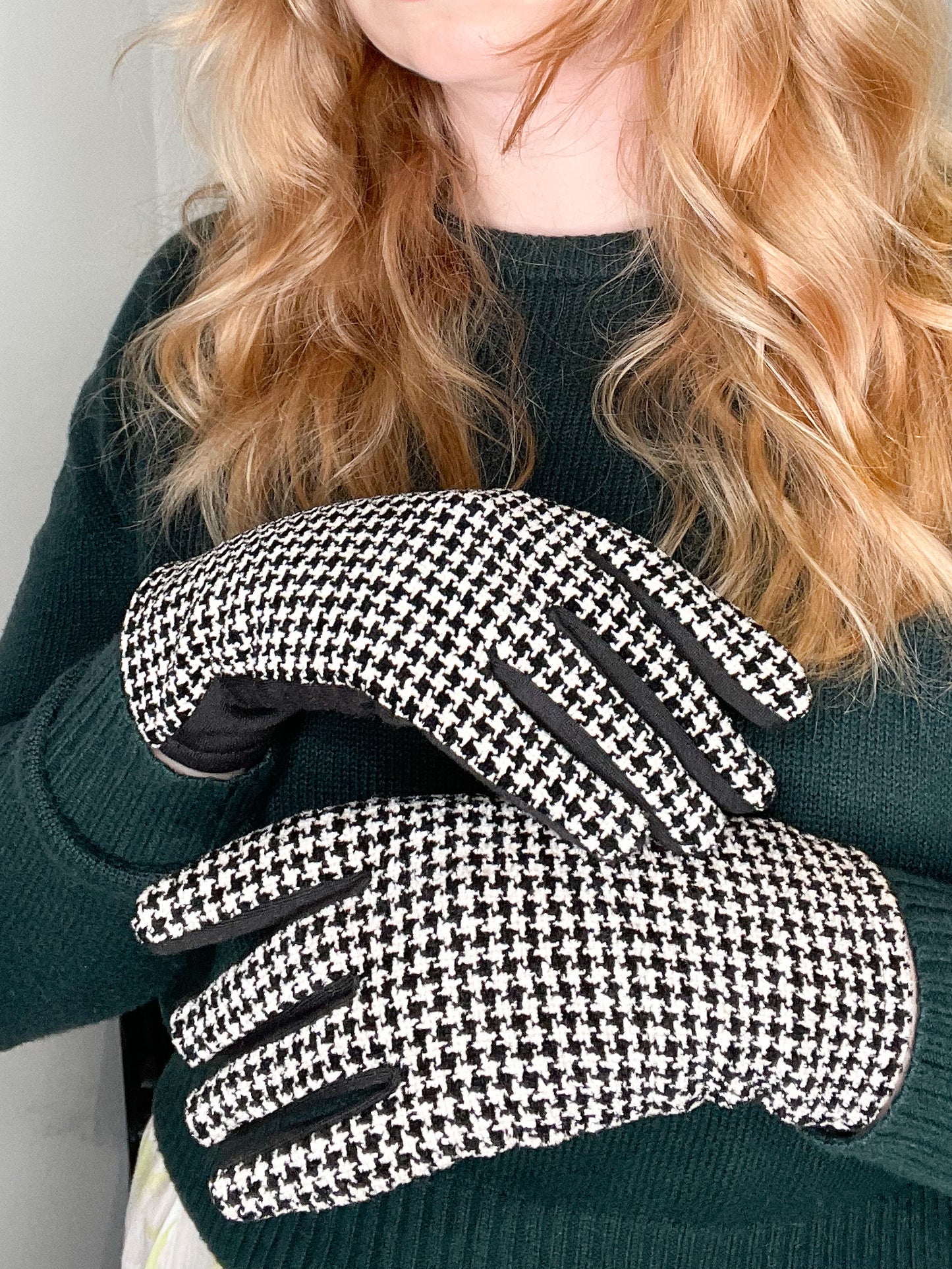 Black White Houndstooth Stretch Gloves