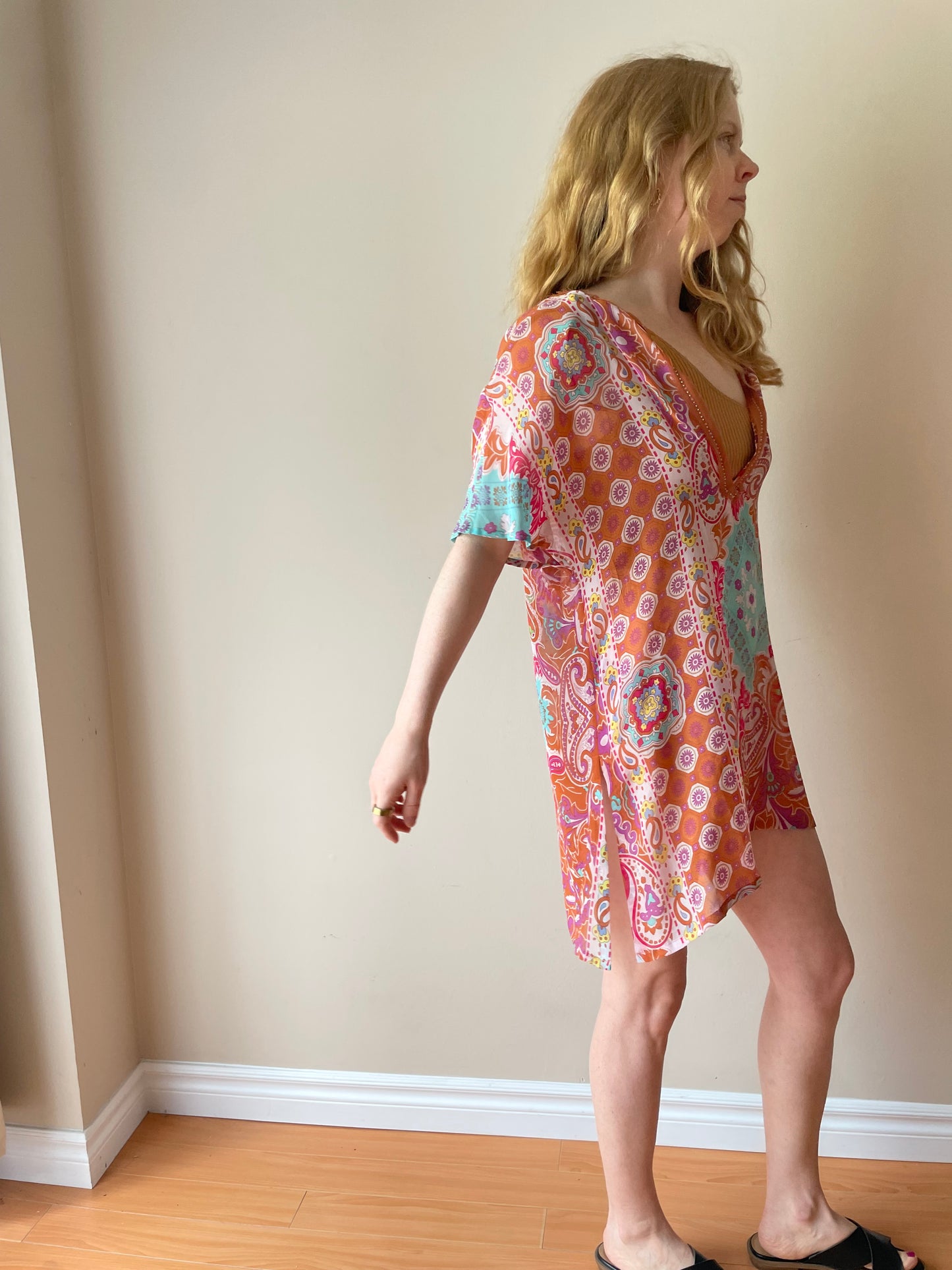 bebe Tangerine Multicolour 100% Silk Boho Paisley Deep V Tunic Dress – Size Medium (NWT)
