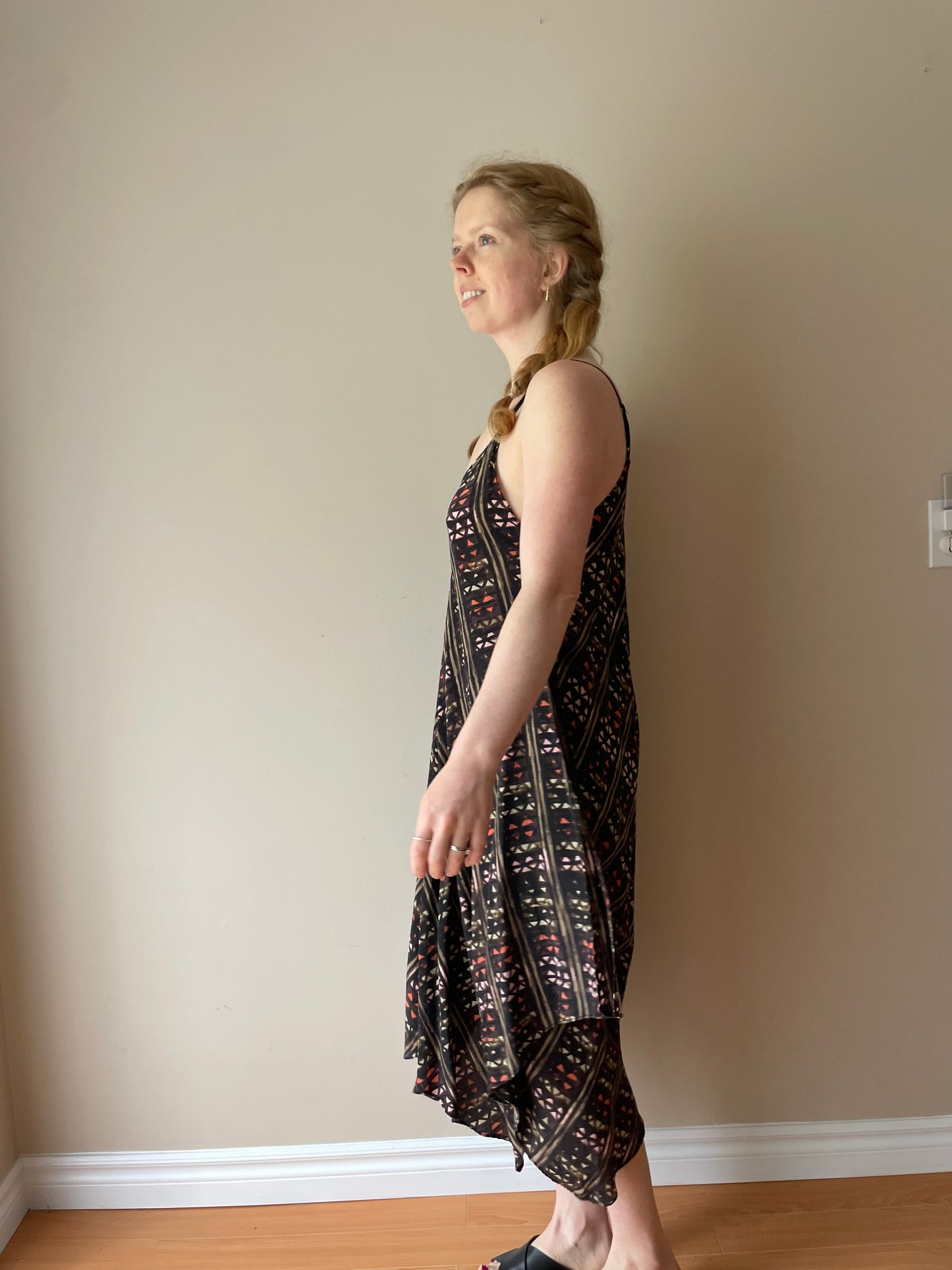 Anthropologie Black Multi Abstract 100% Silk Handkerchief Hem Dress – Size Medium