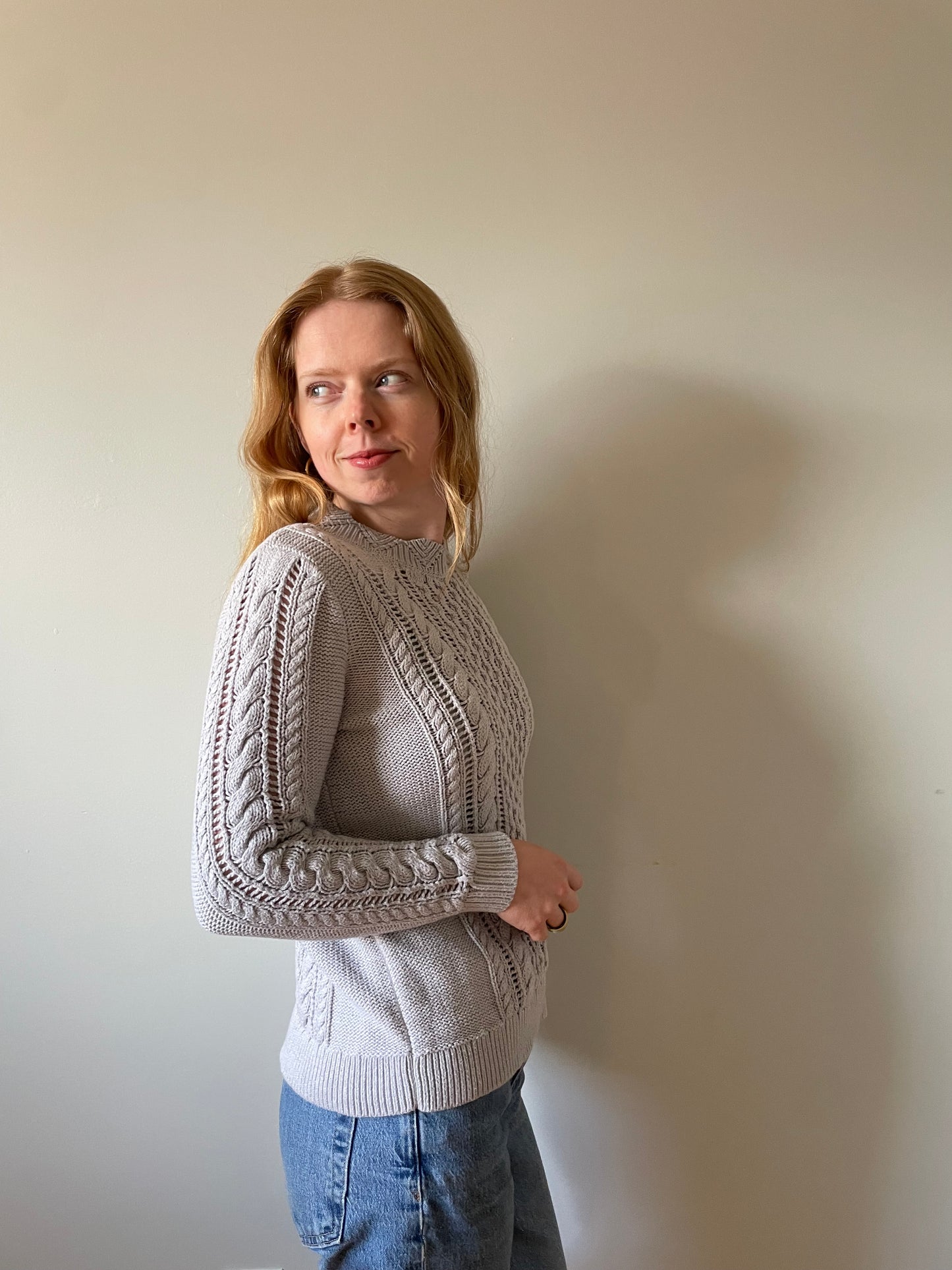 Banana Republic Soft Grey Cable Knit Sweater – Small