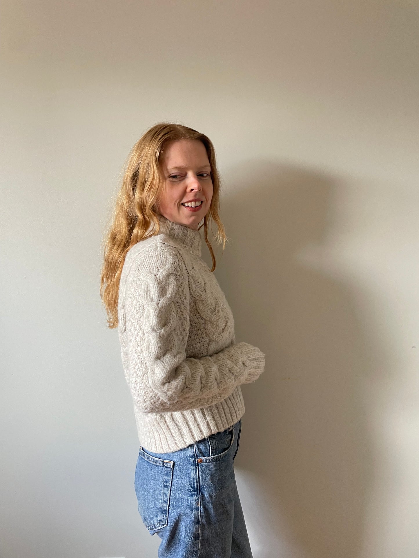 American Eagle Cream Cable Knit Mock Neck Sweater – Small