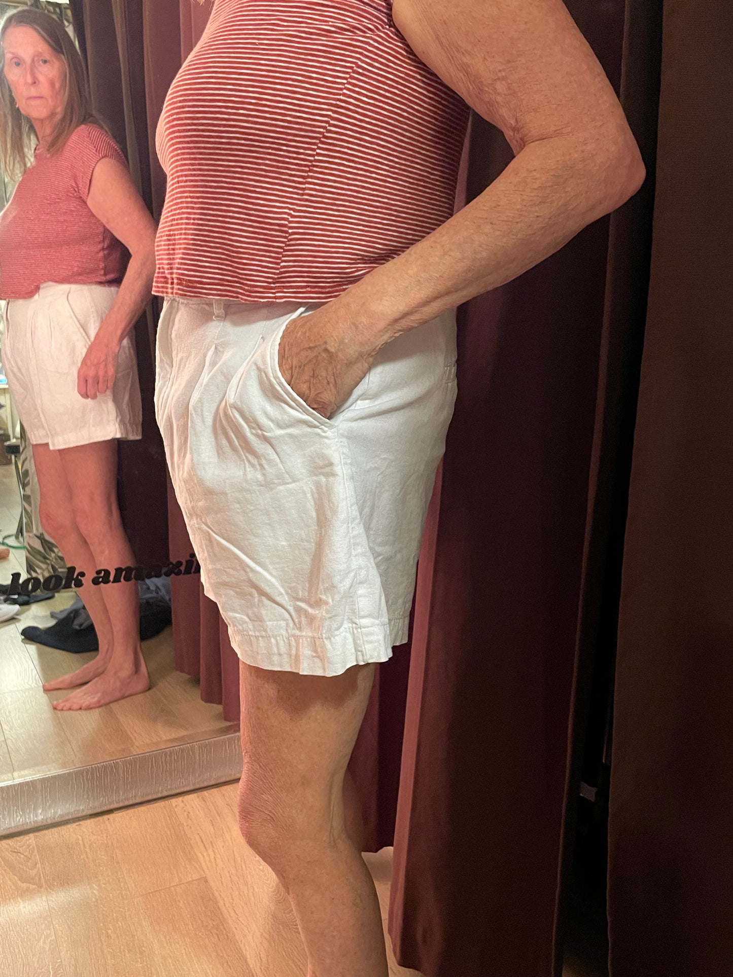 GAP White Linen Pleated Shorts – Size 8