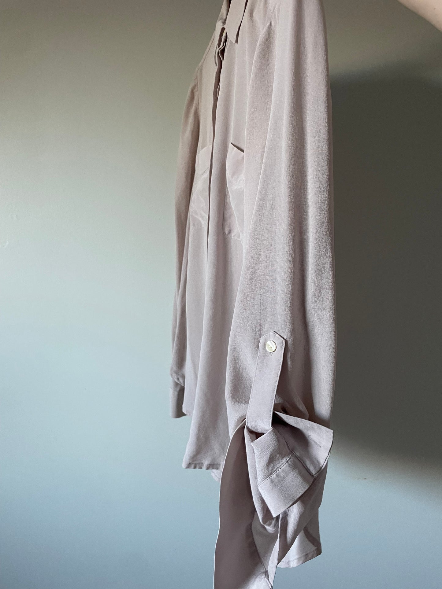 Ann Taylor Pearly Oyster 100% Silk Button-Up Shirt – Large