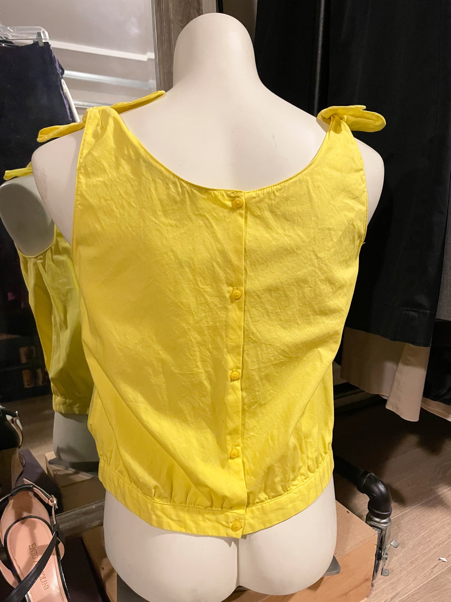 Zara Trafaluc Yellow 100% Cotton Bow Shoulder Button Back Sleeveless Top - Small