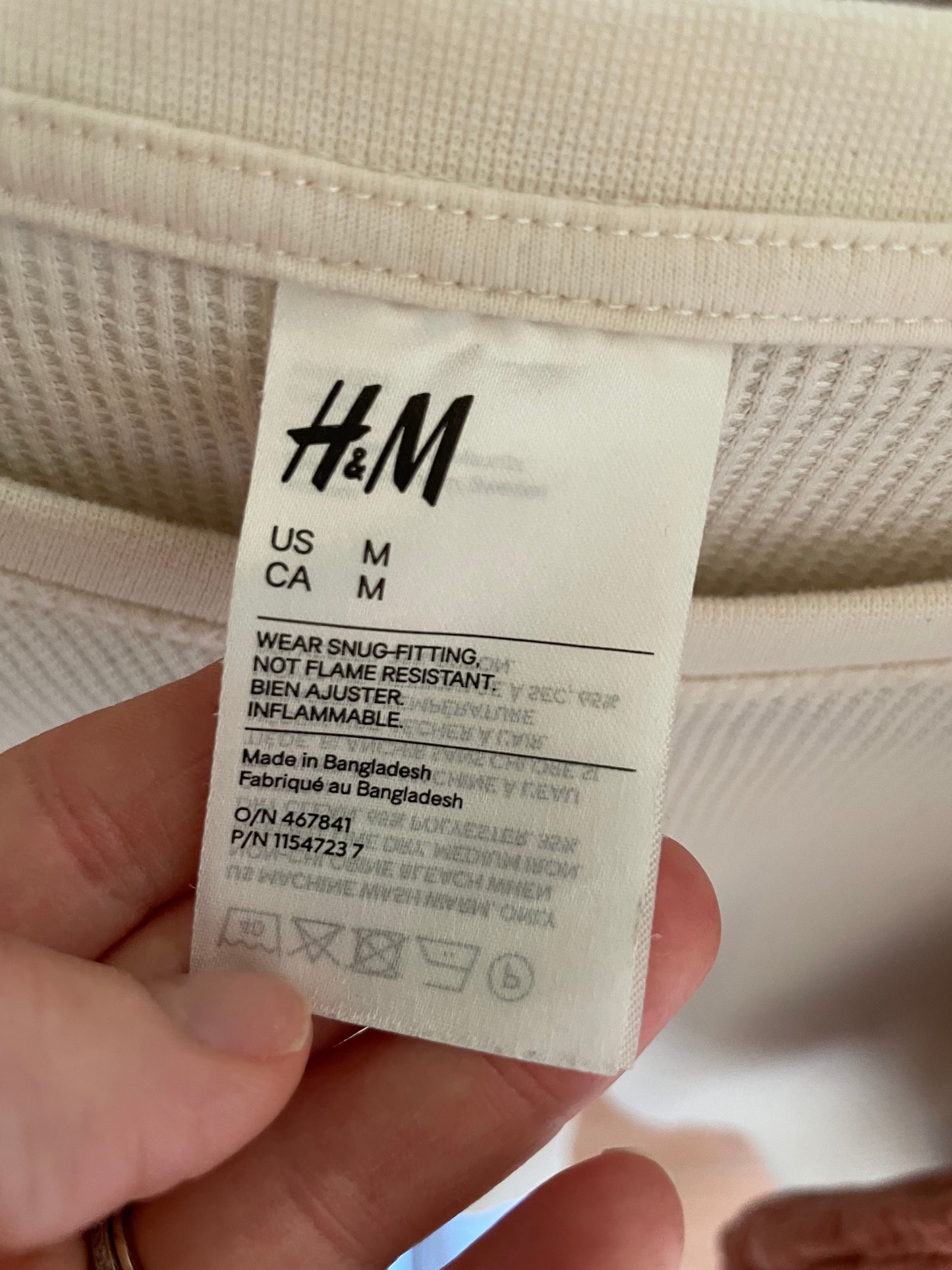H&M Cream Ribbed Lounge Set - T-Shirt & Shorts - Size Medium