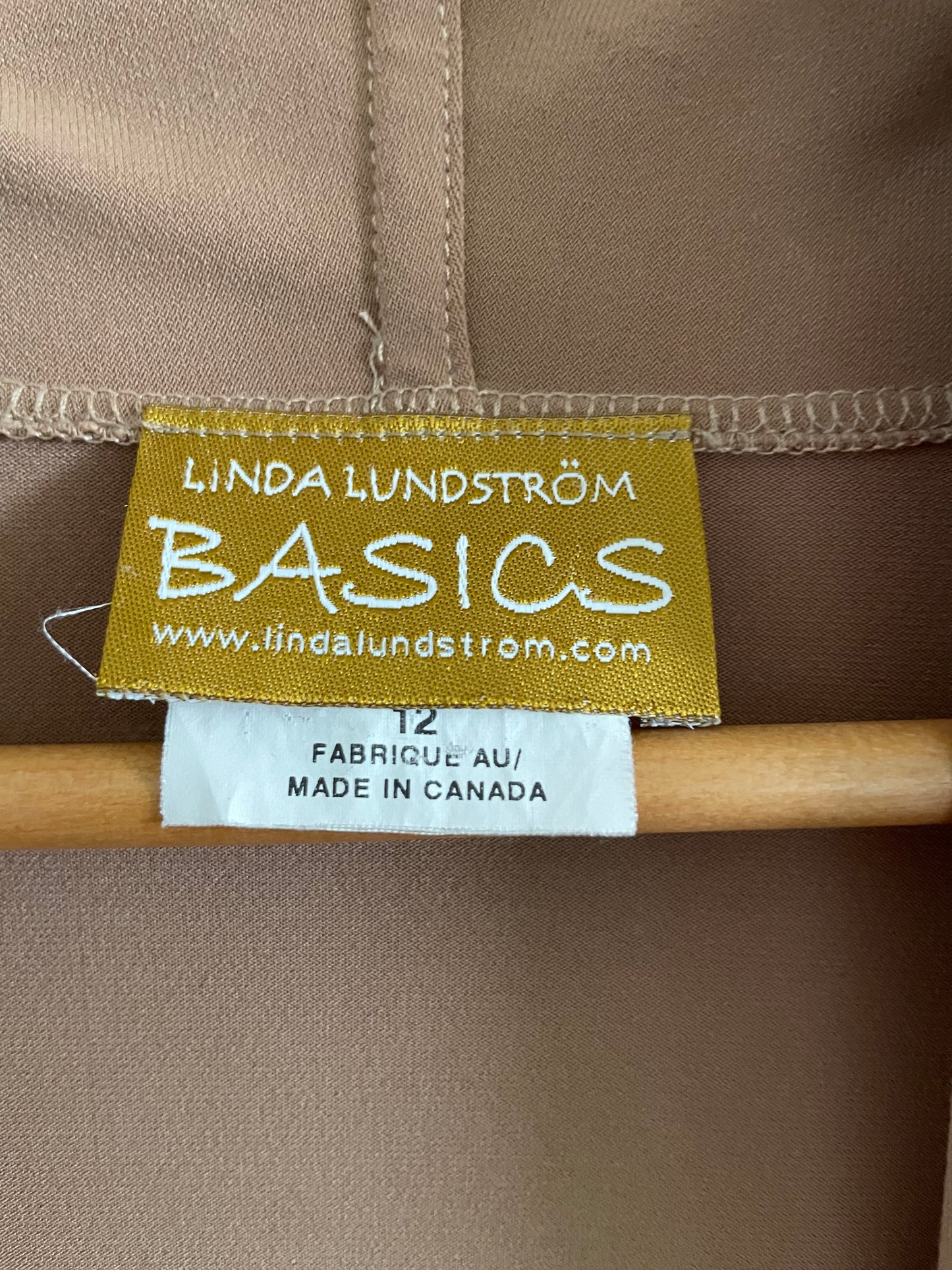 Linda Lundström Basics Camel Open Front Cardigan – Size 12 (Made in Canada)