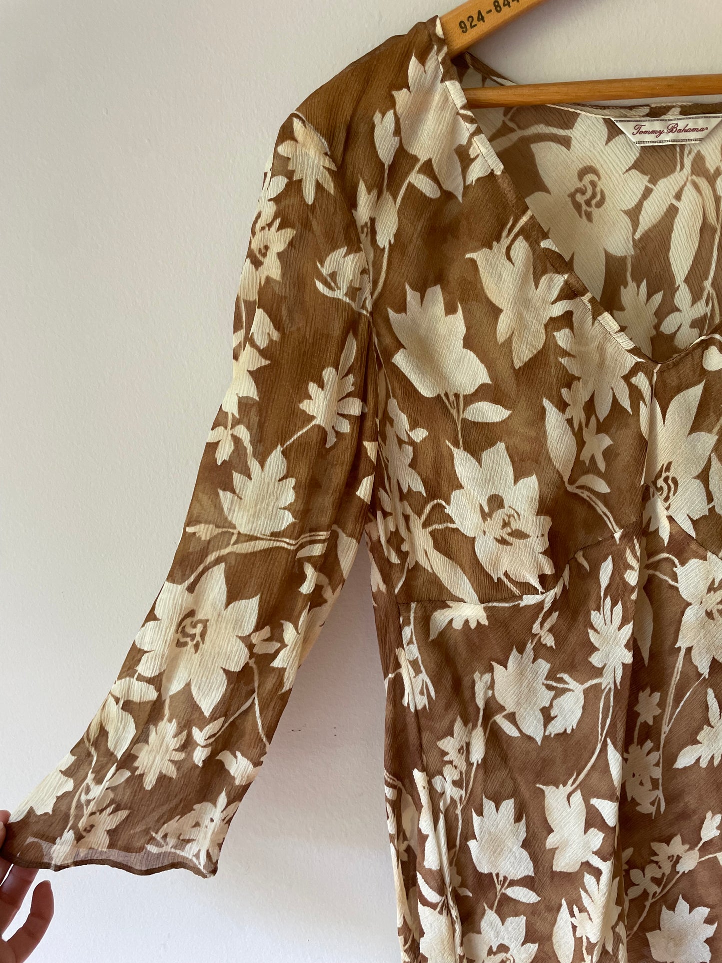 Tommy Bahama Sheer Silk Brown Floral Blouse – Medium