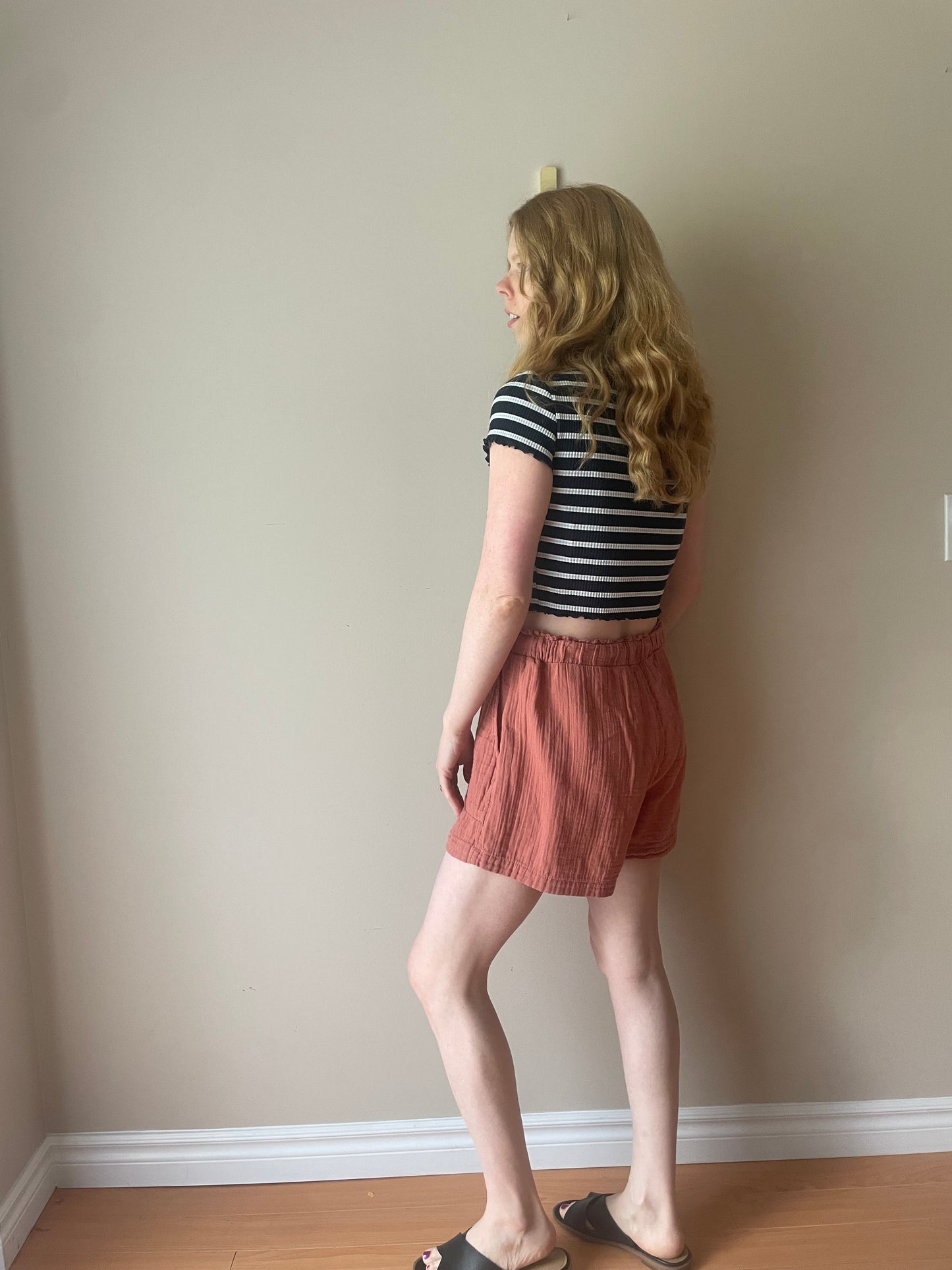 Gap Rust 100% Cotton Textured Drawstring Shorts – Medium