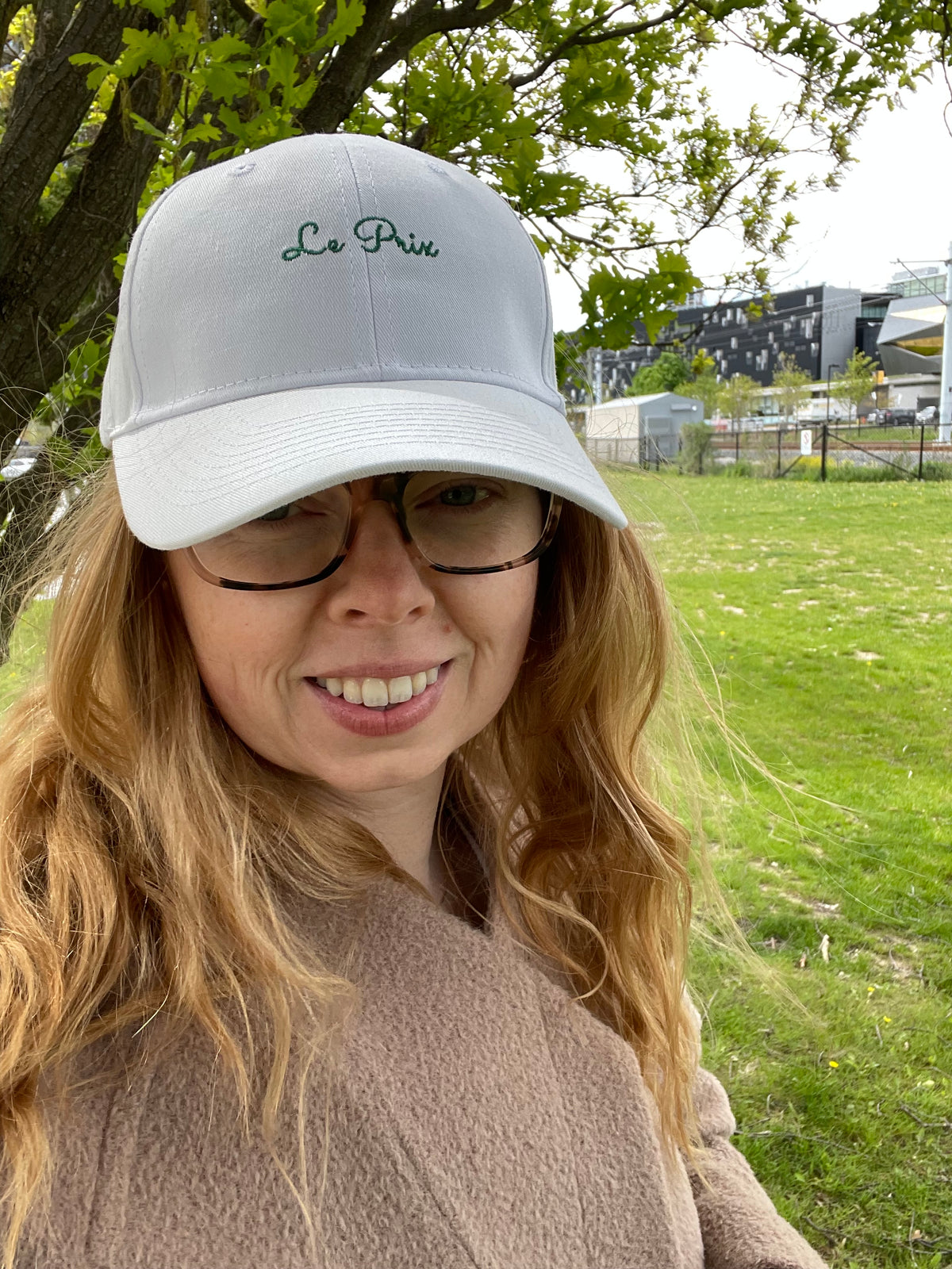 Le Prix – White – 100% Cotton Embroidered Travel Cap – Adjustable