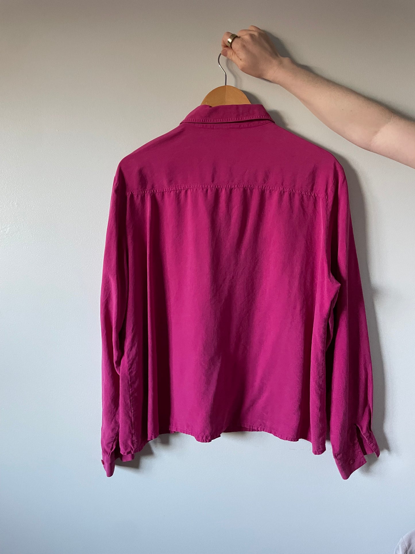 Vintage Principles Bright Fuchsia 100% Silk Button-Up Shirt – Medium