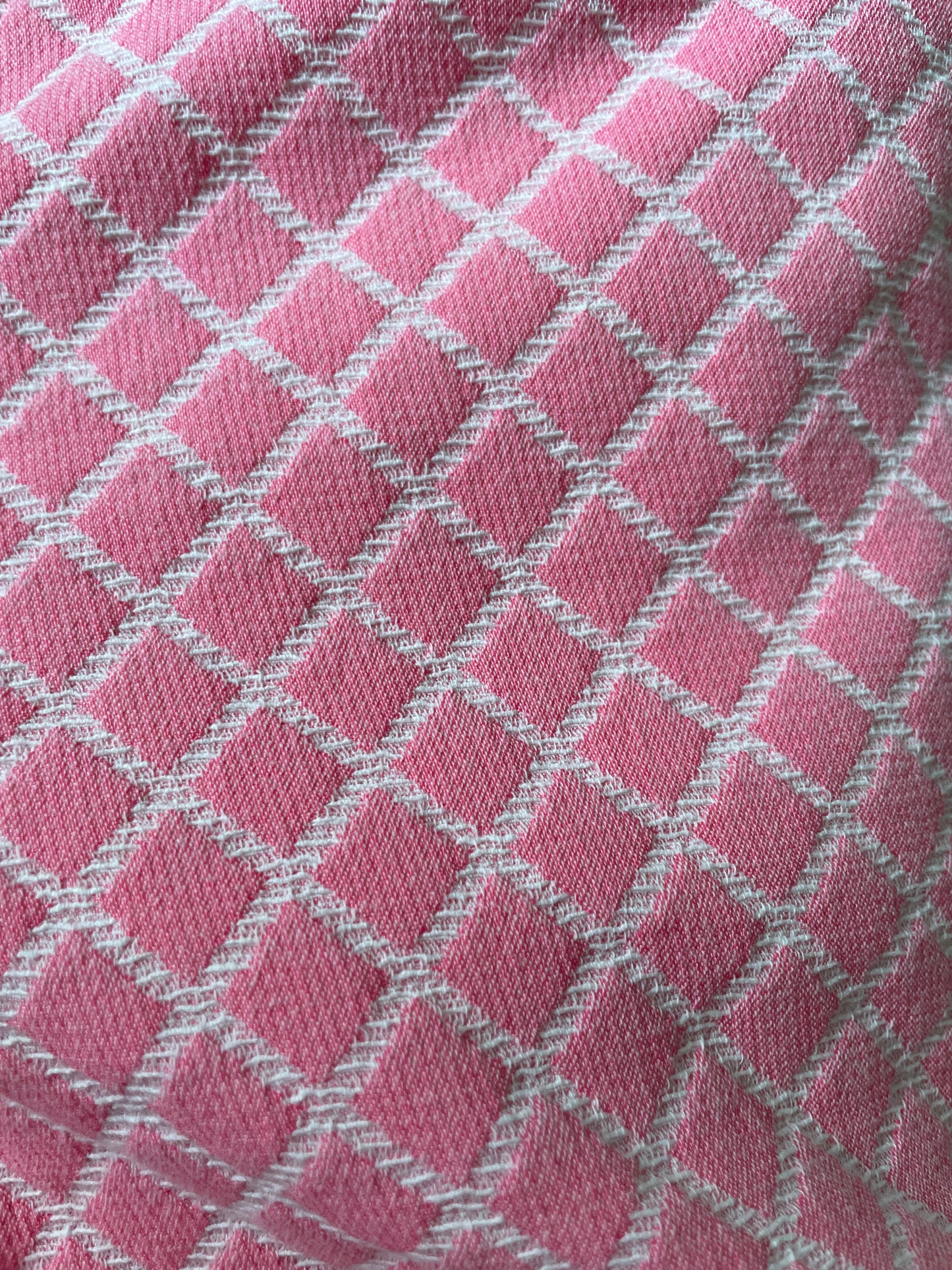 Ann Taylor Pink & White Jacquard Tailored Shorts – Size 8
