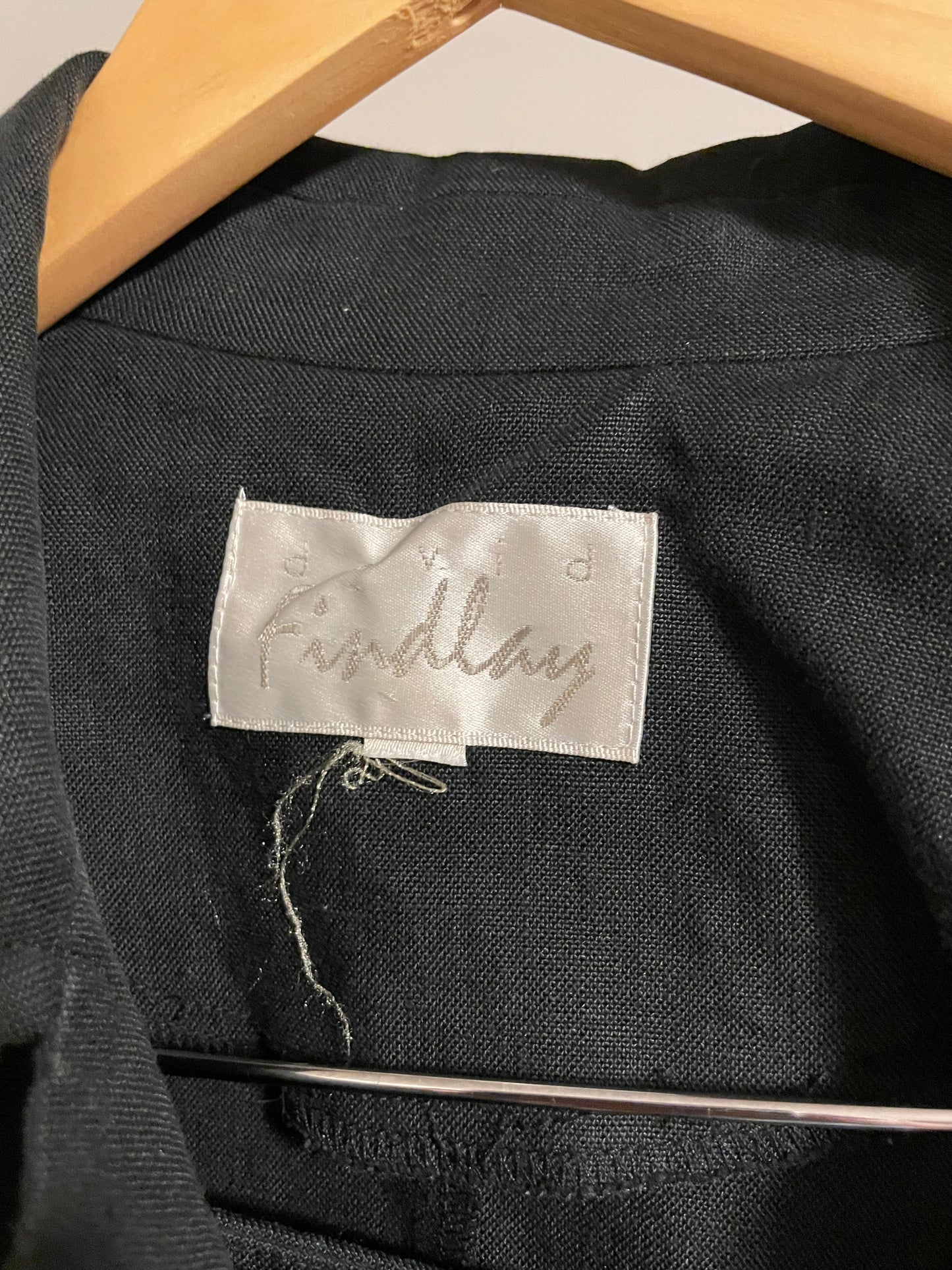 David Findlay 100% Linen Black Wide-Leg Pant Suit – Made in Canada – Size 12