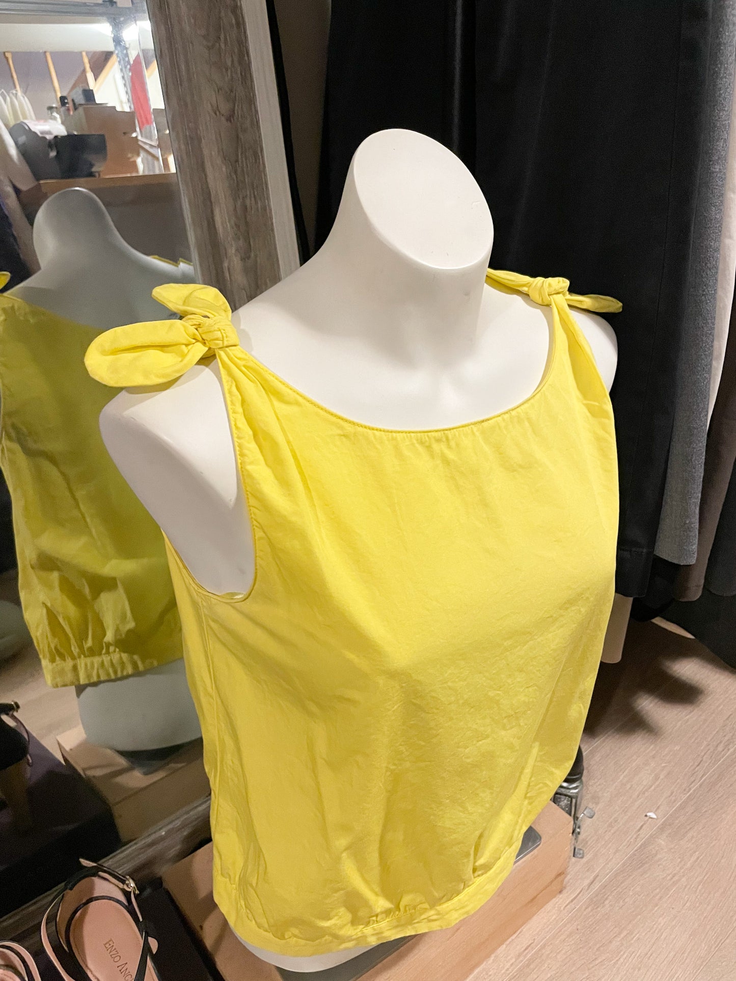 Zara Trafaluc Yellow 100% Cotton Bow Shoulder Button Back Sleeveless Top - Small