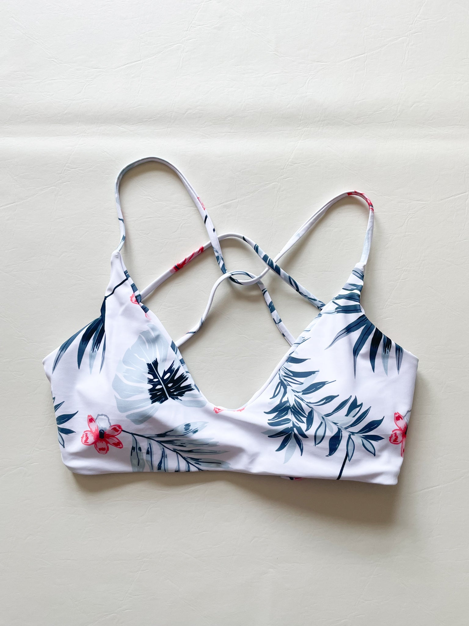 White Floral Bikini Crisscross Back Top Large – Le Prix Fashion