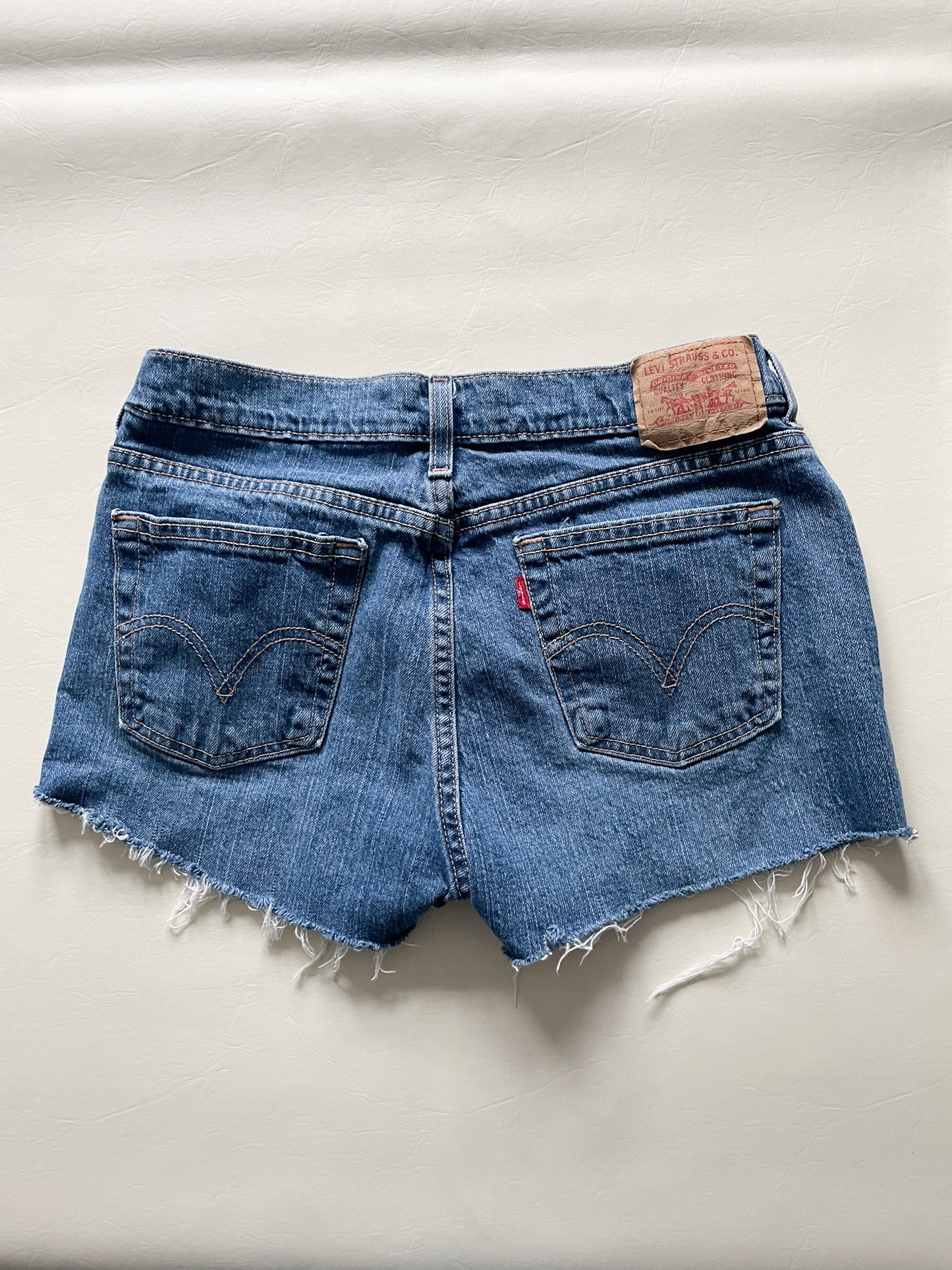 Levi's 515 Mid Rise Cutoff Denim Shorts - Size 8