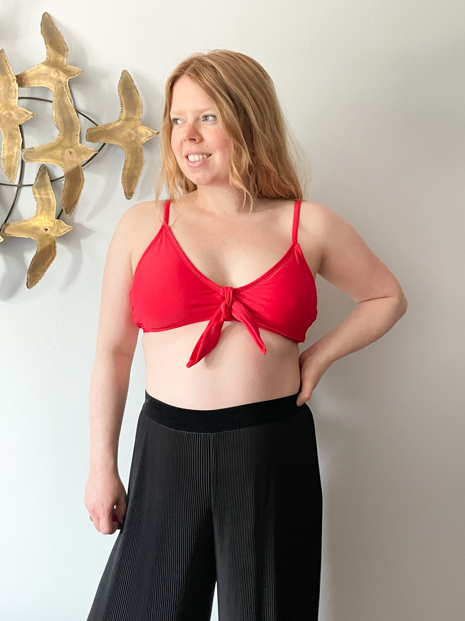 Kona Sol Red Tie Front Bikini Top - Large – Le Prix Fashion