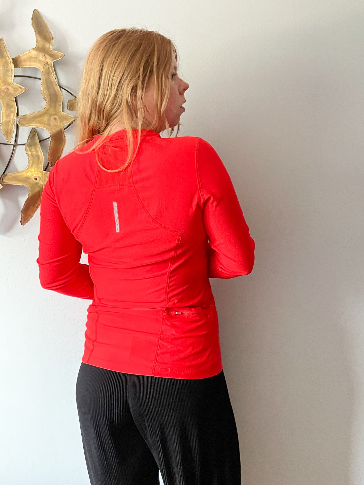 Running Room Red Fit Wear Long Sleeve Reflective Workout Top - Large