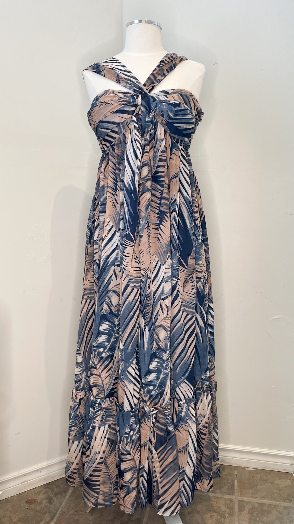 PINKBLUSH Navy Taupe Palm Print Halter Empire Waist Maxi Dress NWT - XS PINKBLUSH Navy Taupe Palm Print Halter Empire Waist Maxi Dress NWT - XS
