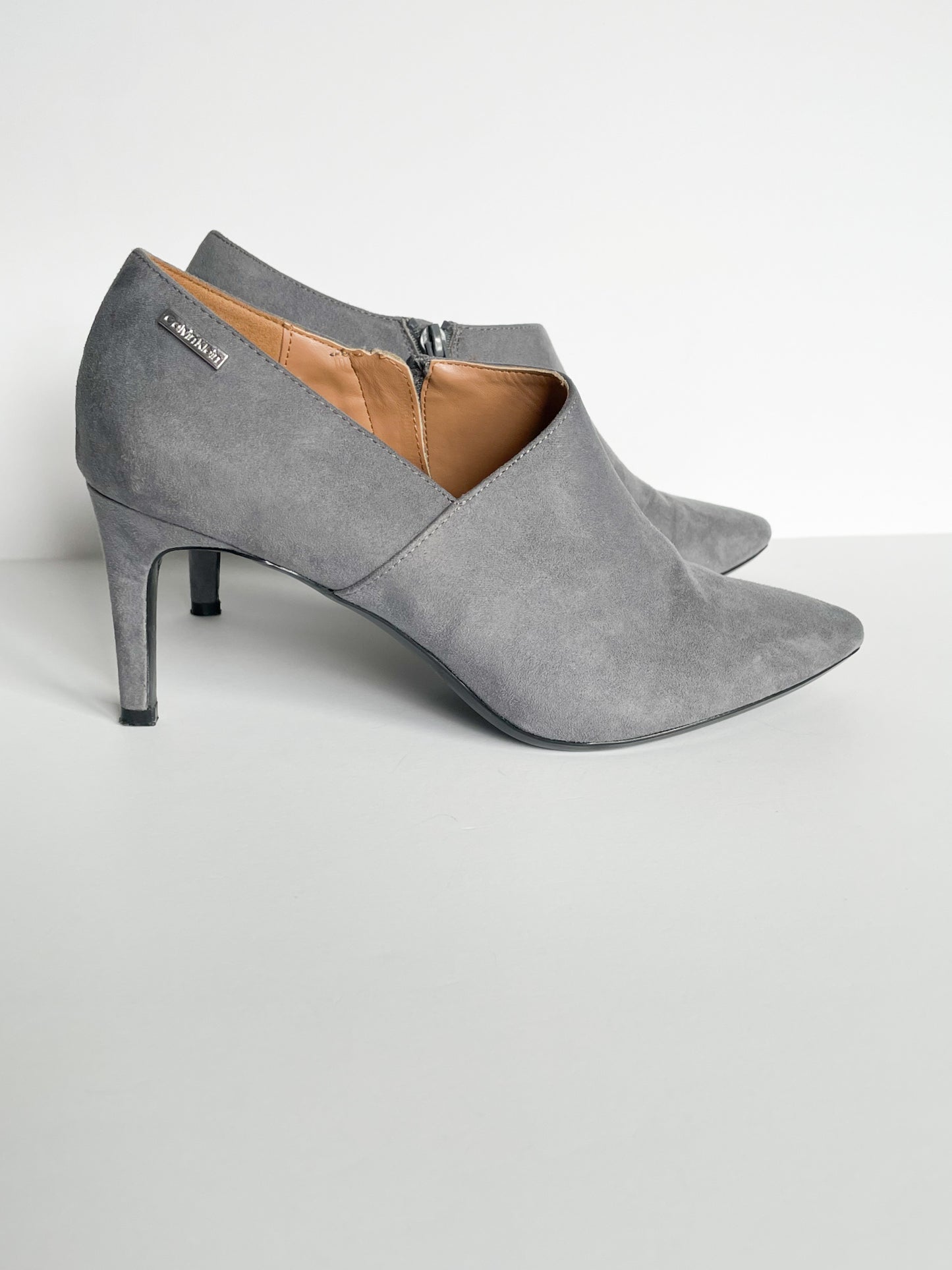 Calvin Klein Grey Faux Suede Pointed Toe Ankle Boot 3.25" Heels - Size 9.5