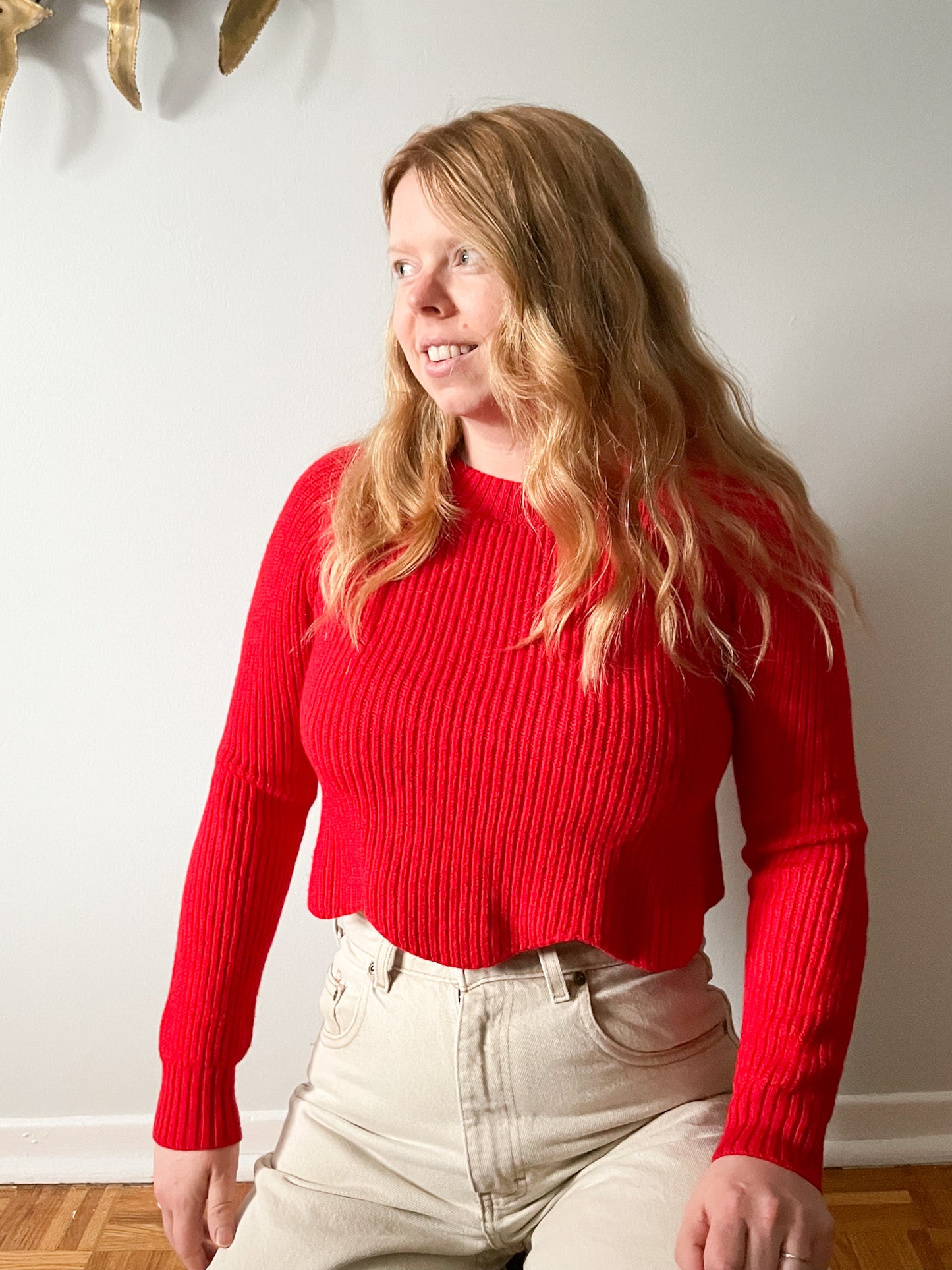 Wilfred Sardou Red Knit Scalloped Cropped 100% Wool Crew-Neck Sweater - S/M