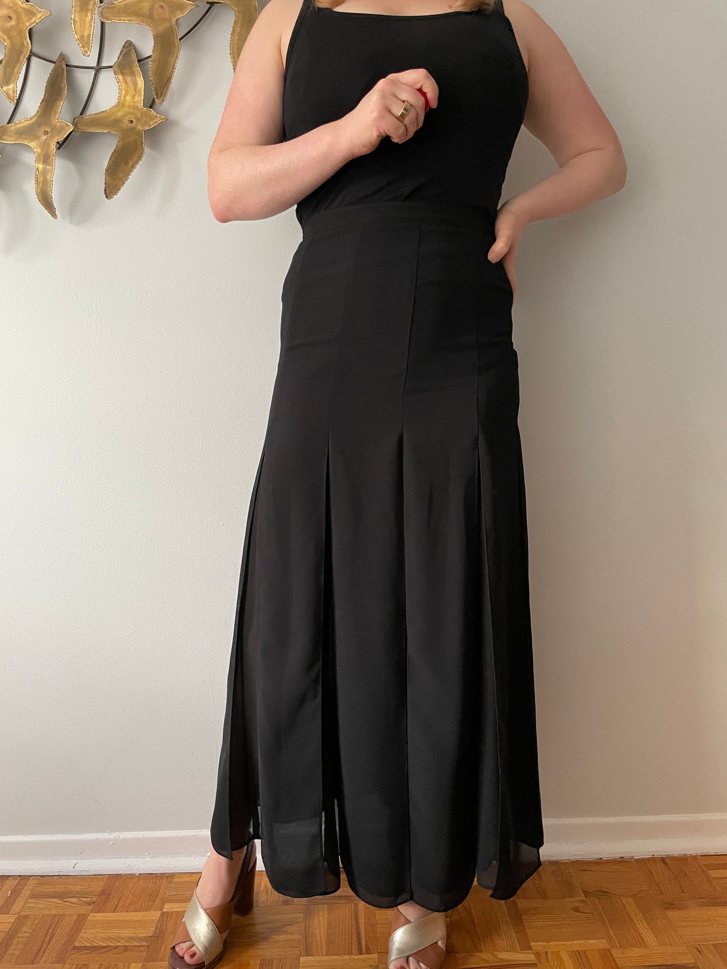 Cartise International Black Maxi Pleated Sheet Skirt - Size 4