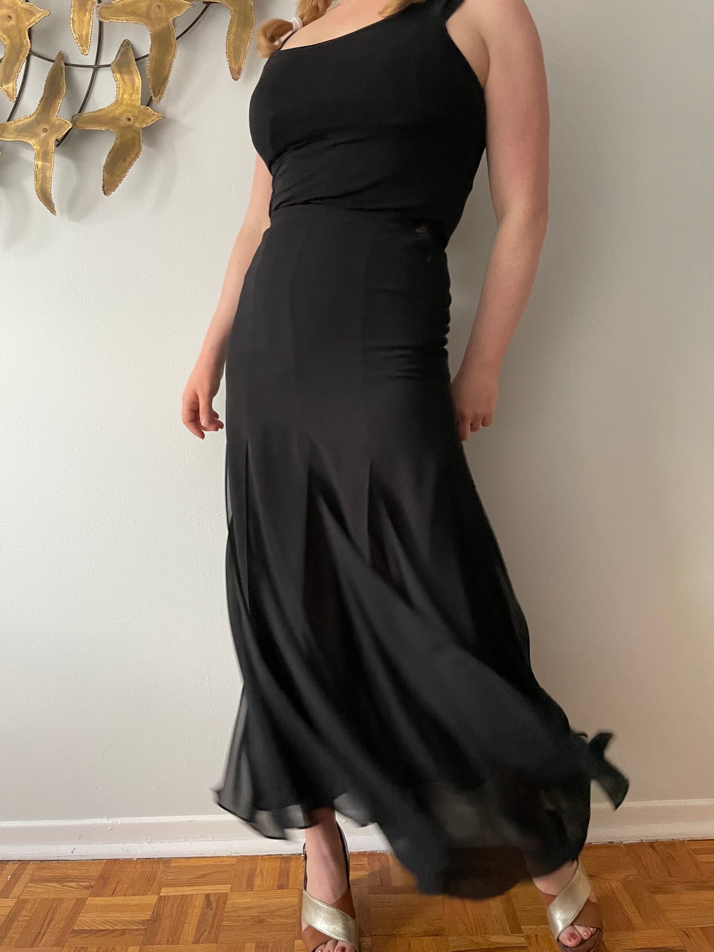 Cartise International Black Maxi Pleated Sheet Skirt - Size 4