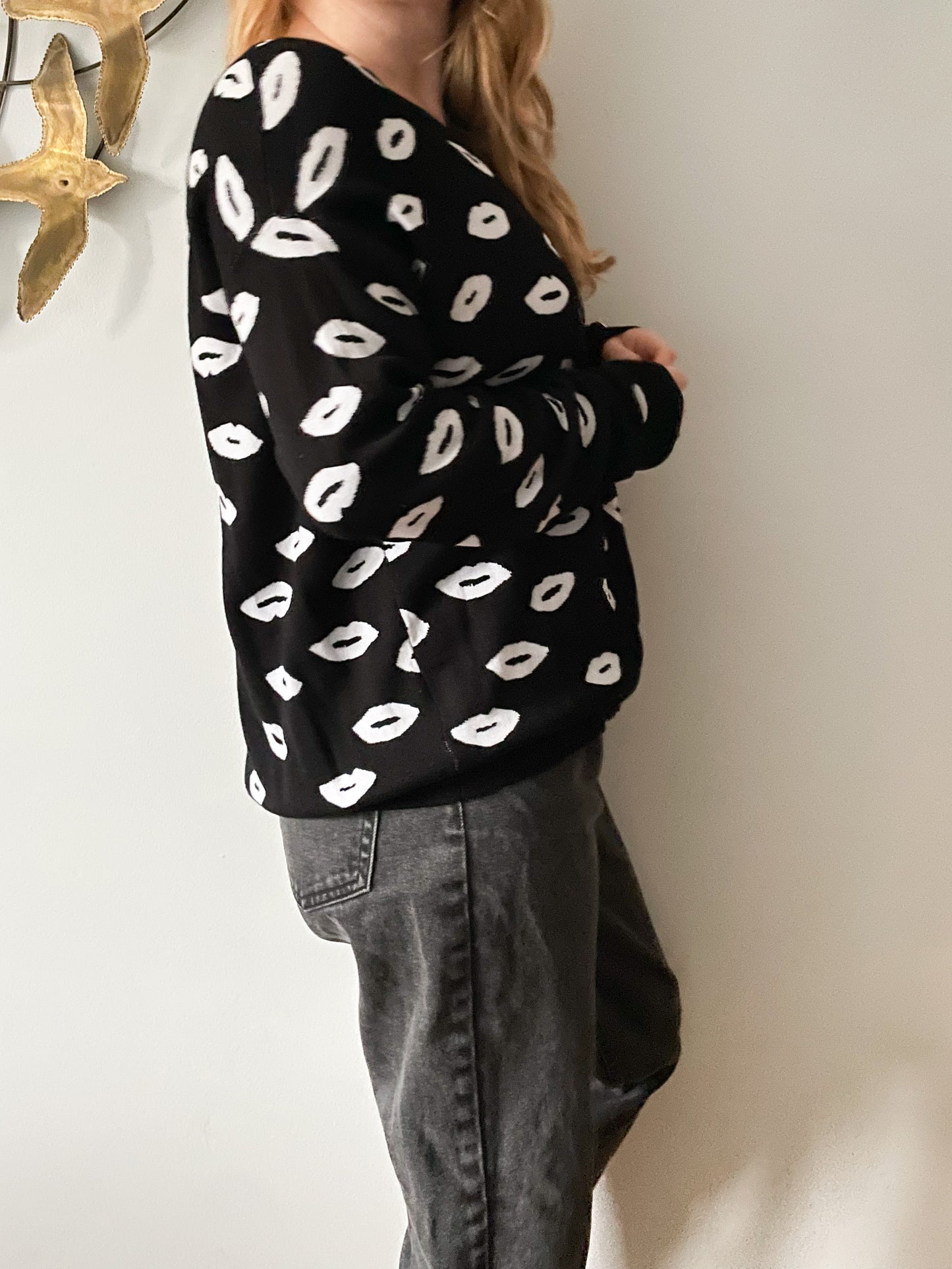 M Studio Black White Lip Graphic Print Crew Neck Sweater NWT - 2X