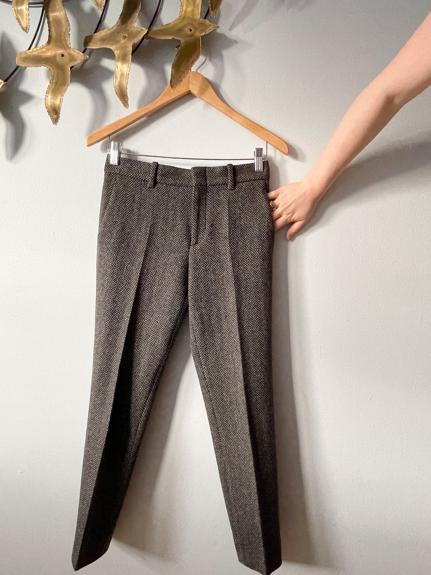 Gucci Grey Herringbone Wool Pleated Trouser Pants - IT 36 / XXS