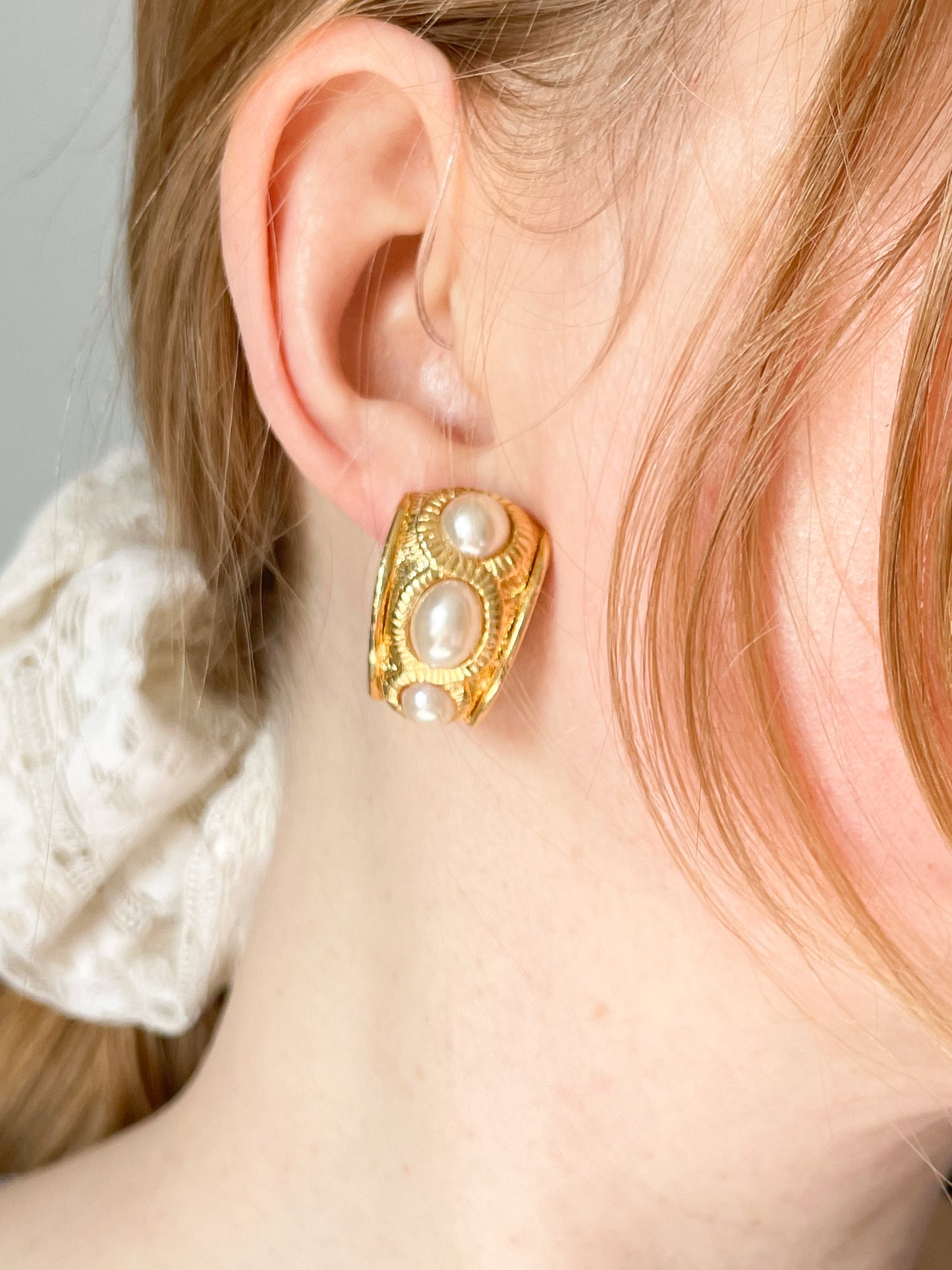 Vintage Gold Pearl Chunky Clip On Earrings