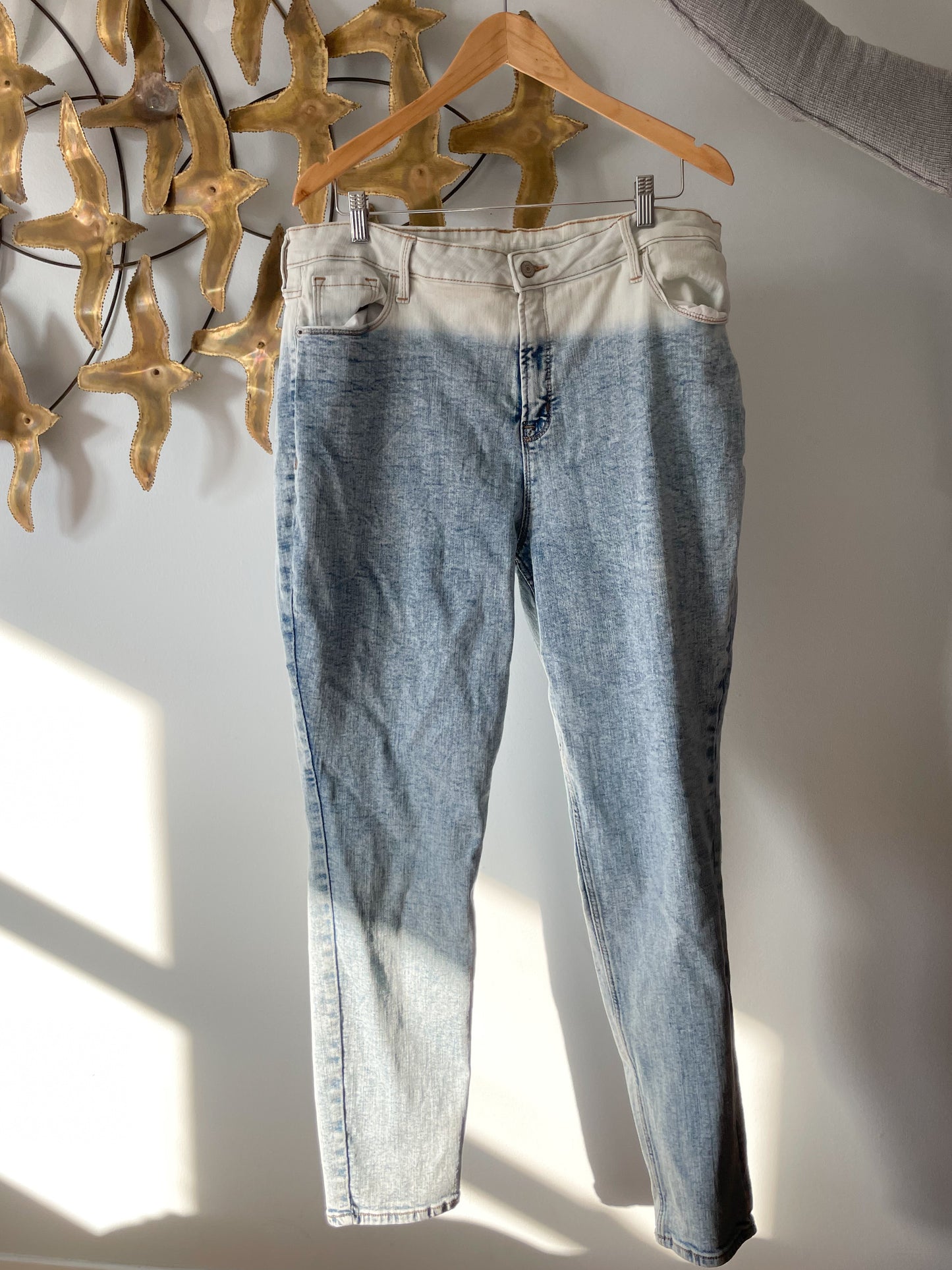 Acid Wash High Rise Skinny Jeans - Size 18