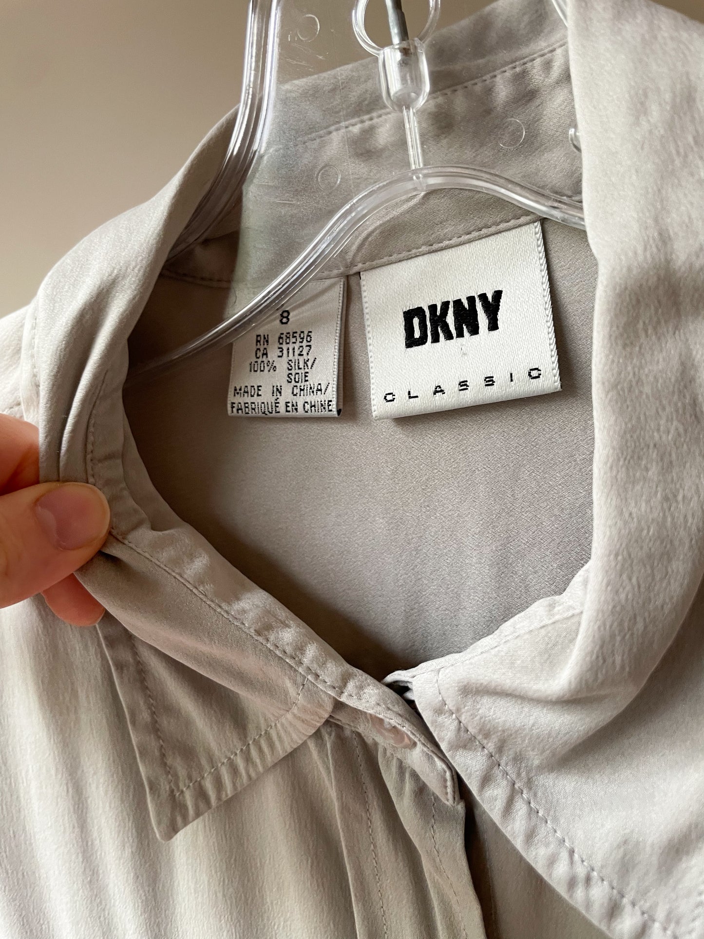Vintage DKNY Grey 100% Silk Button Down Blouse - Size 8