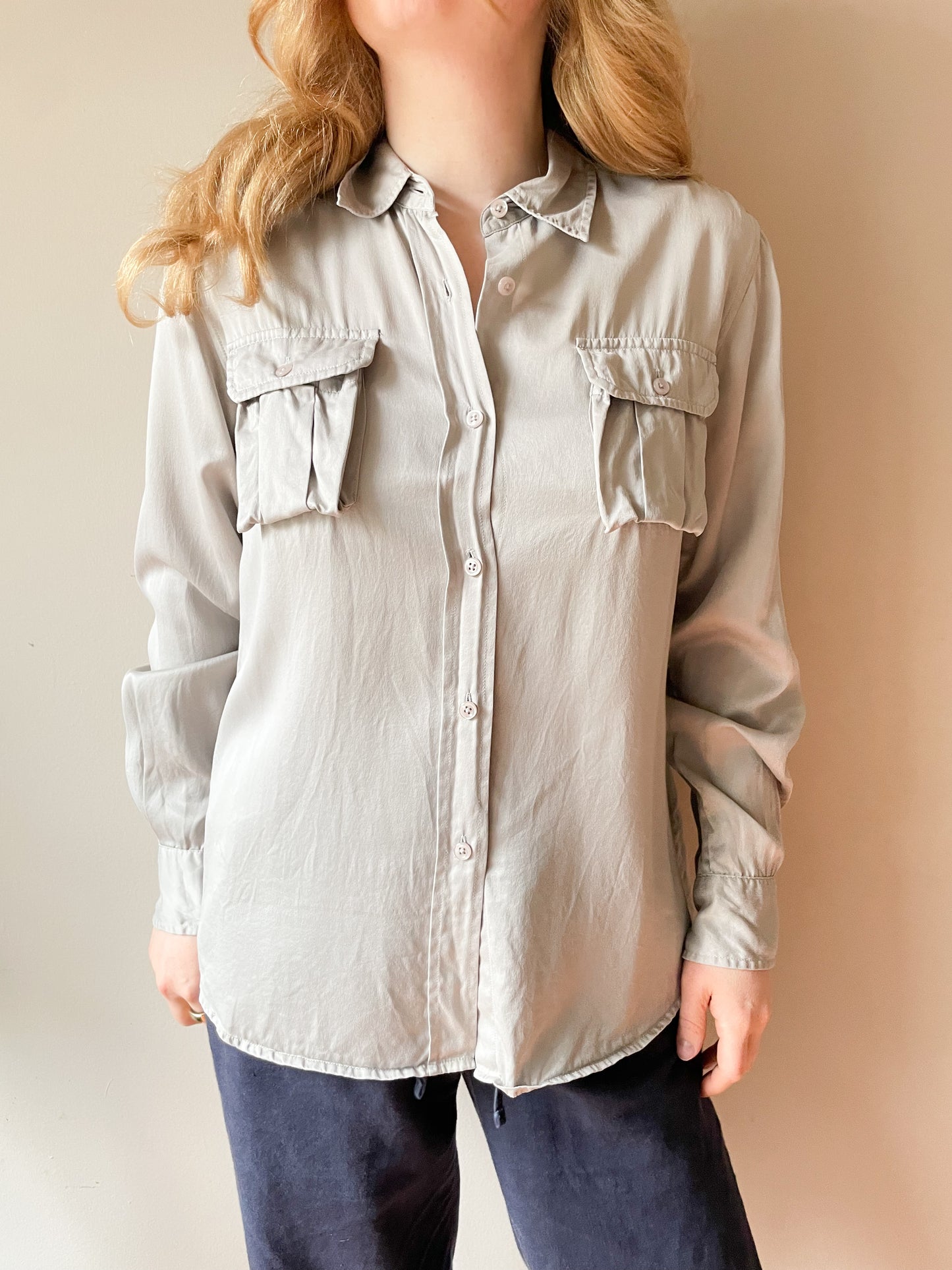 Vintage DKNY Grey 100% Silk Button Down Blouse - Size 8