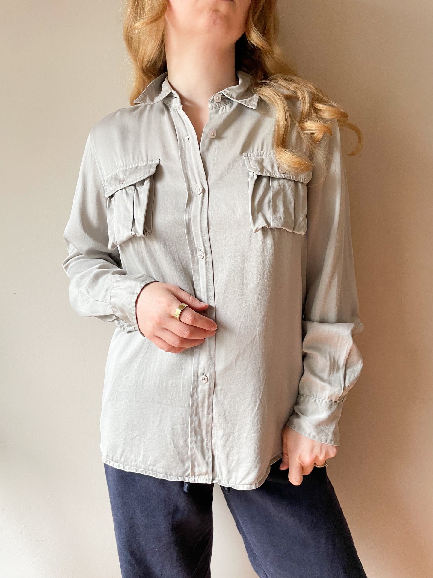 Vintage DKNY Grey 100% Silk Button Down Blouse - Size 8