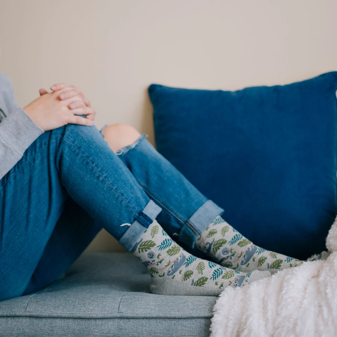 Socks that Protect Sloths - Beige with Palms and Sloths