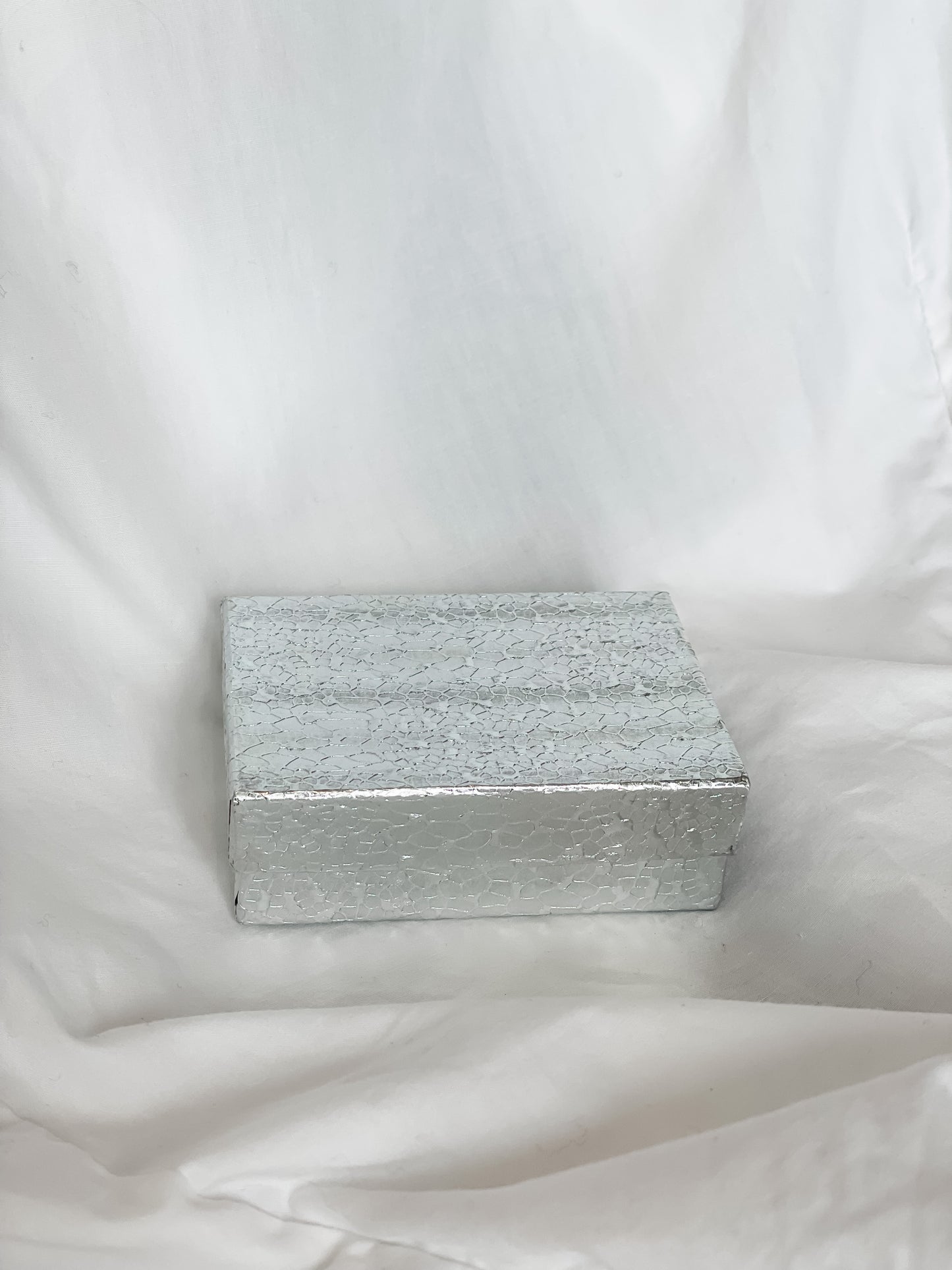 Silver Textured Small Gift Box