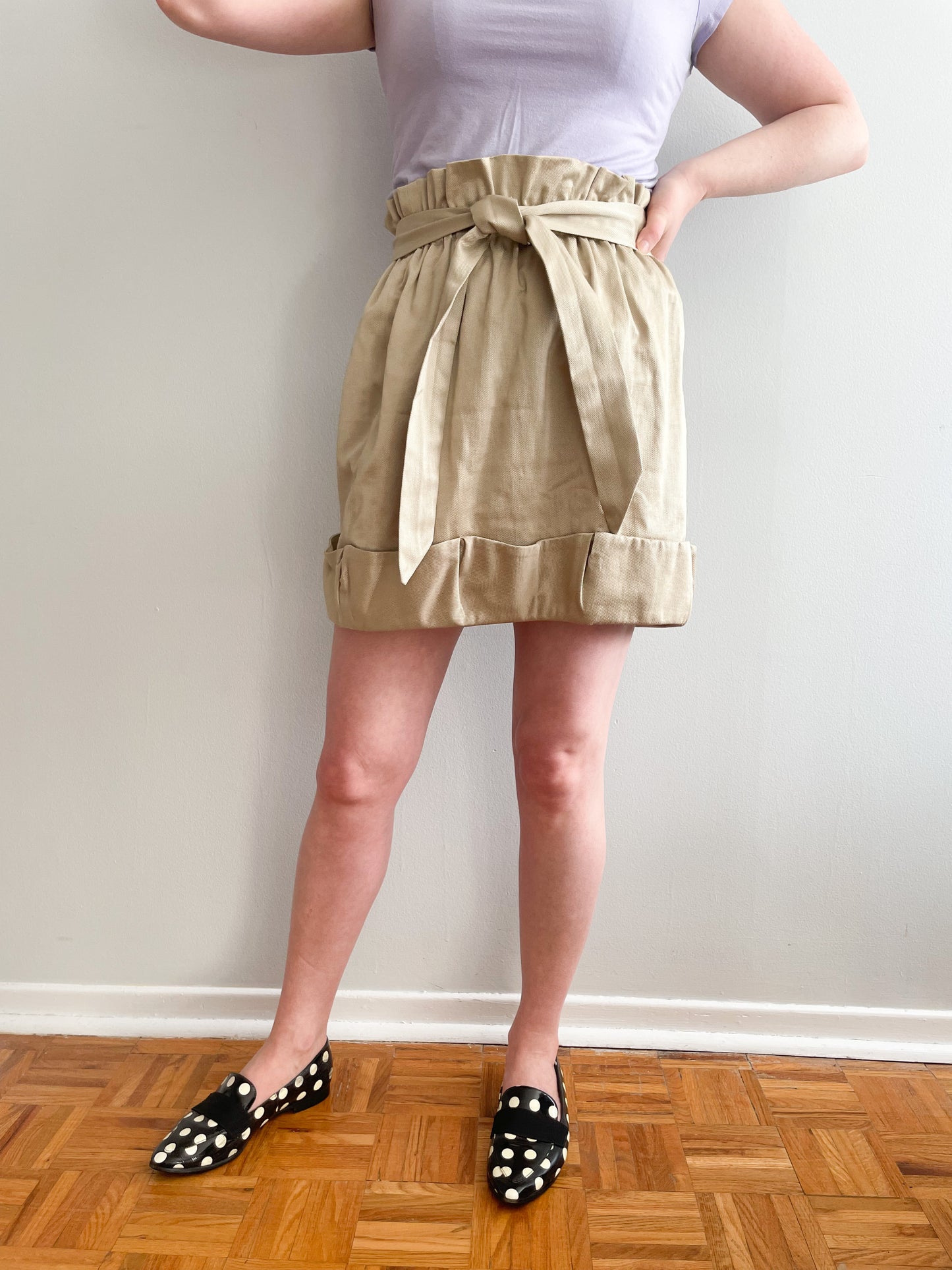 BCBGeneration Beige Paper Bag Skirt with Belt - Size 8