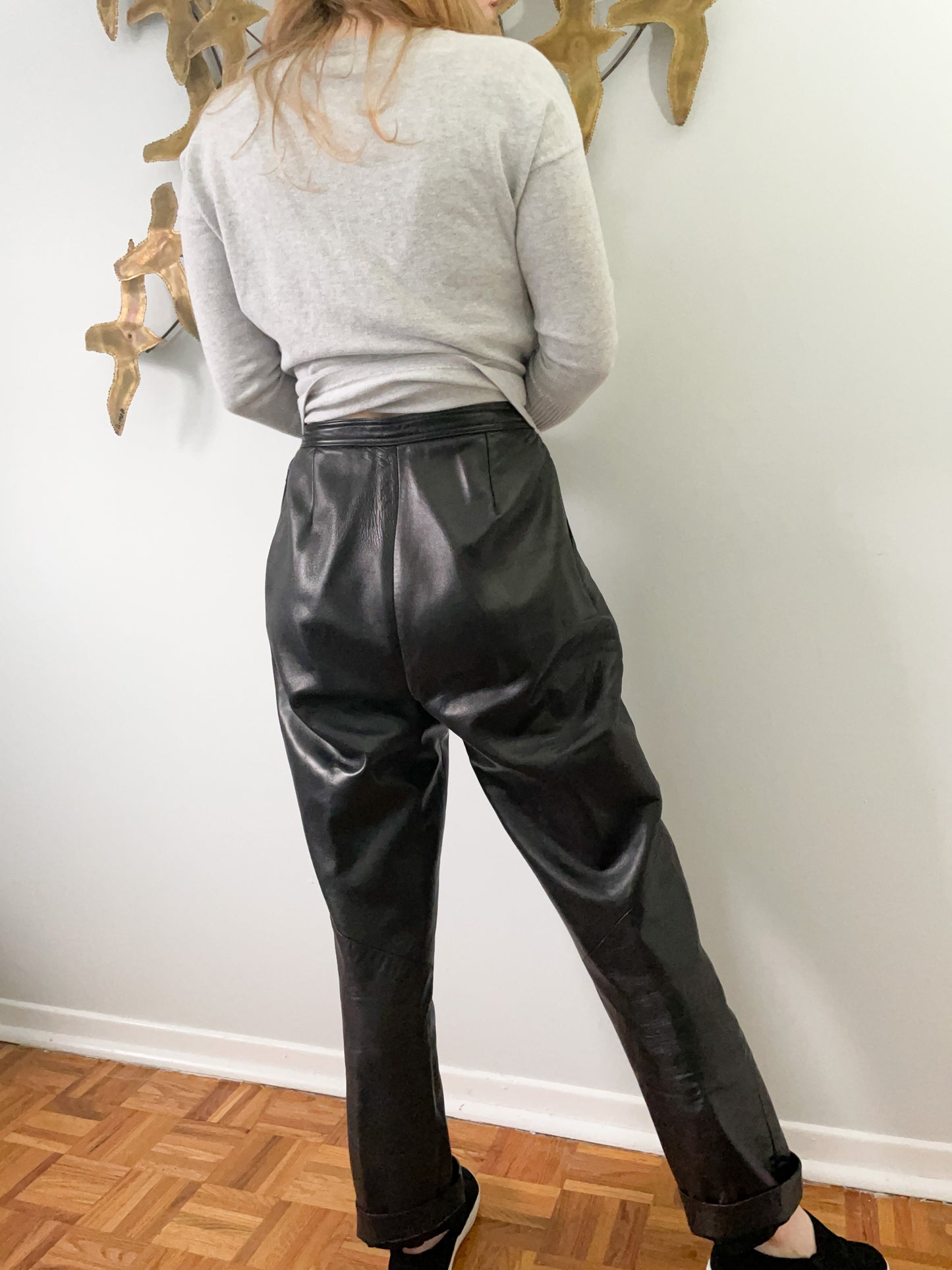 Danier Vintage Genuine Leather High Rise Wide Leg Leather Pants - S/M (30" Waist)